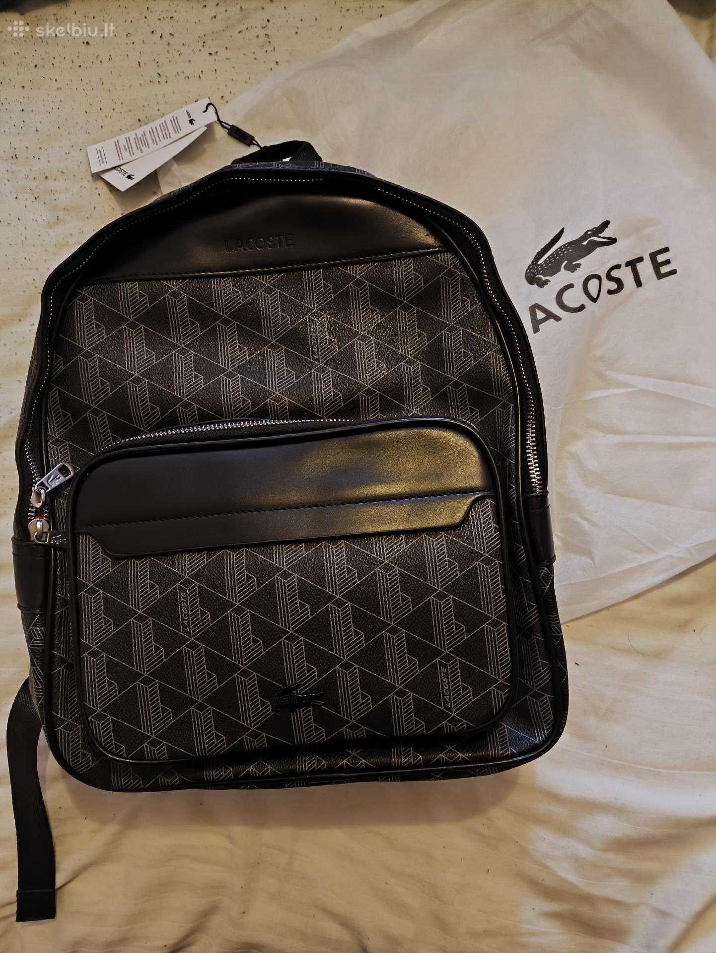Nauja Lacoste „The Blend“ Monogram kuprinė