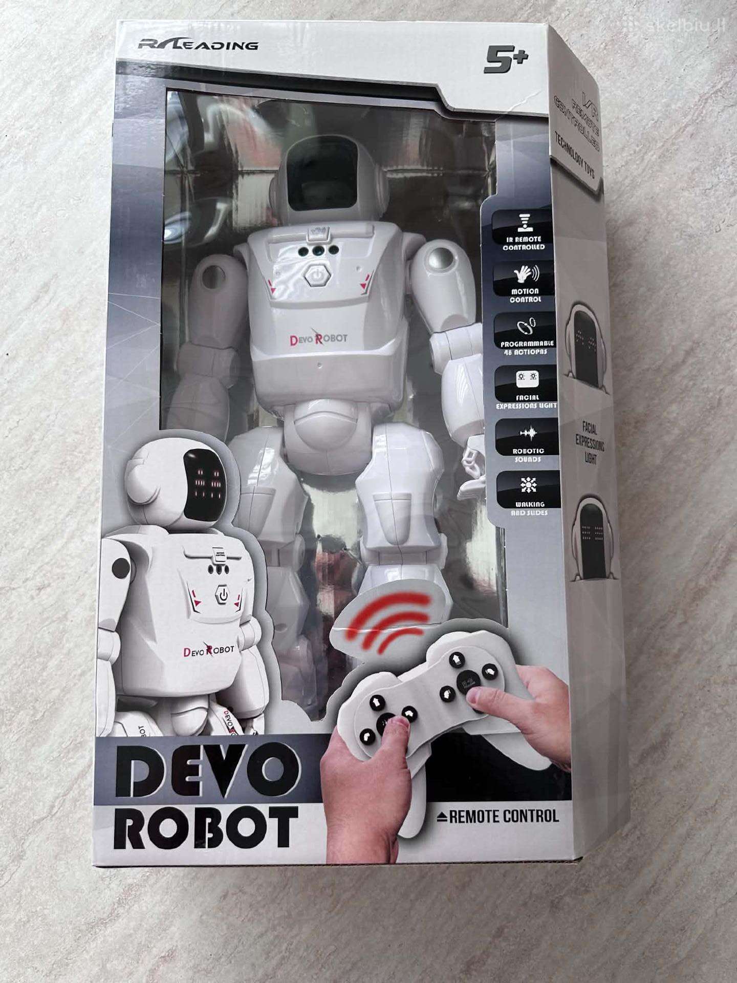 Robotas su pultu Mega R/c baltas, nuo 5 metų