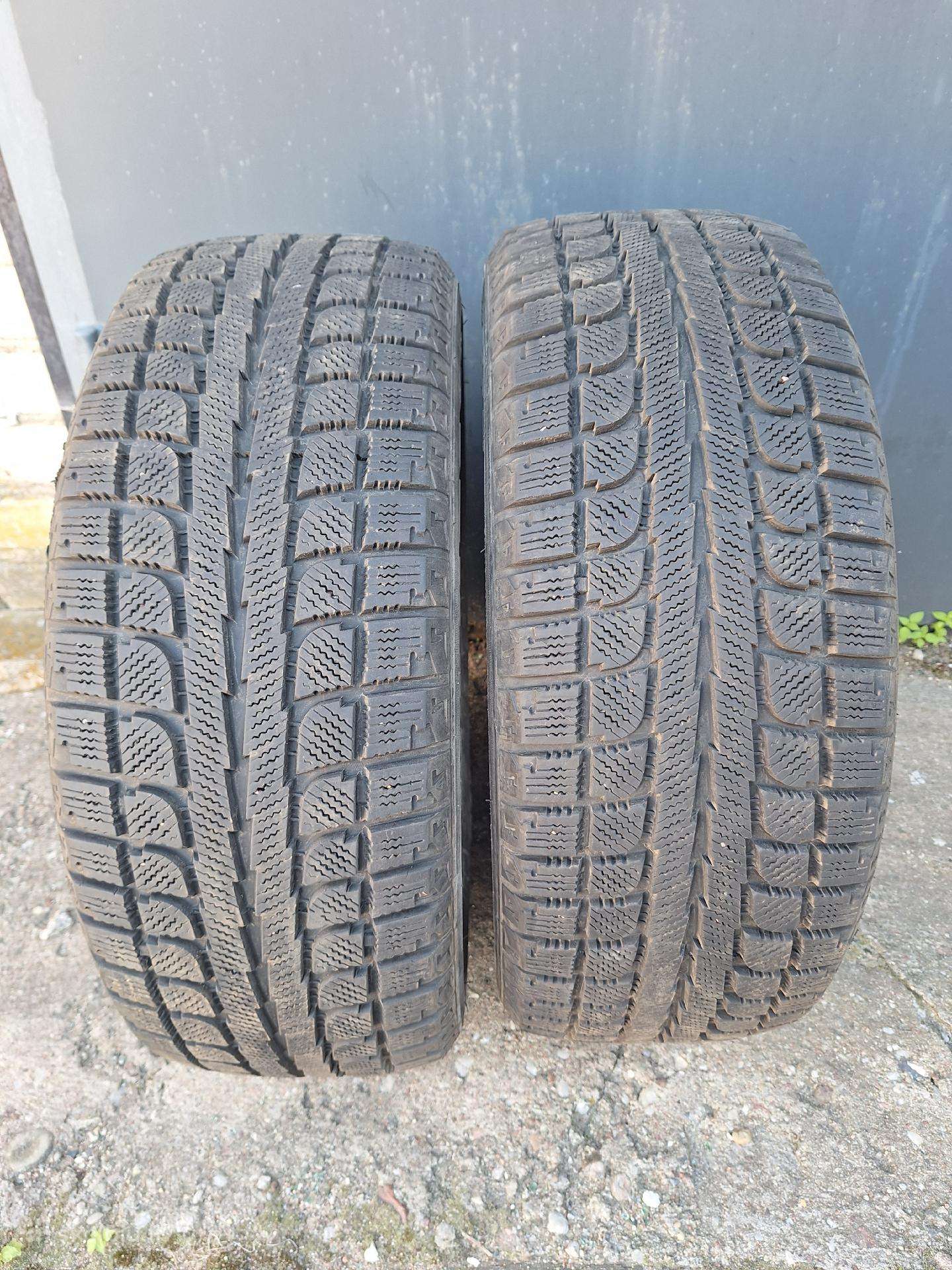 R18 225/50 m+s
