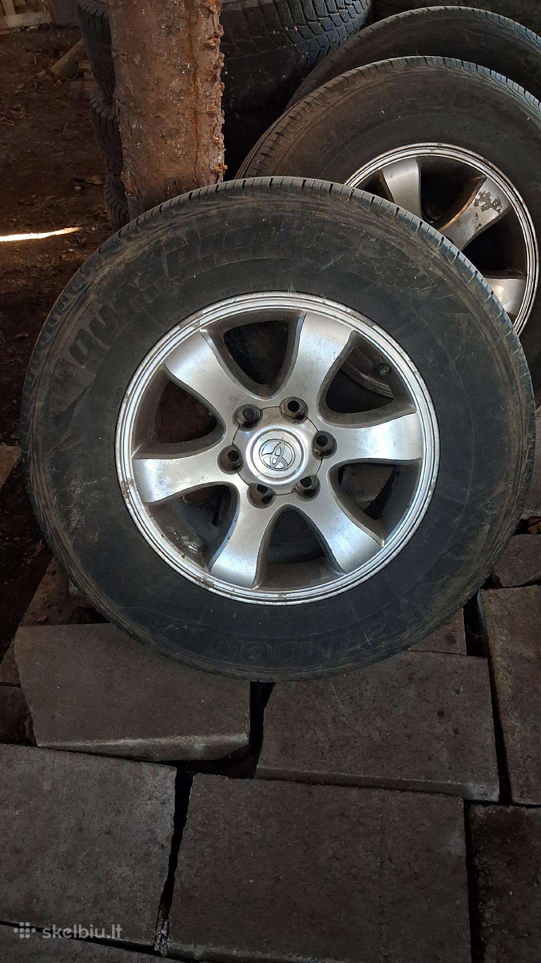 Ratlankiai R17 su padangomis