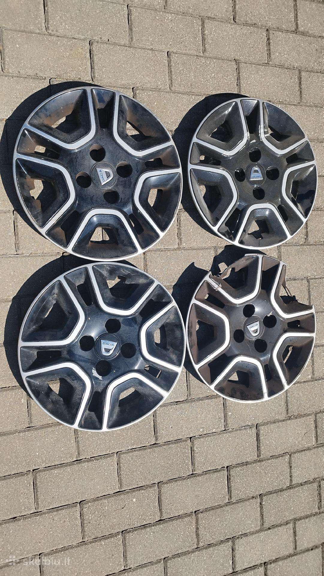 Dacia spring gaubtai