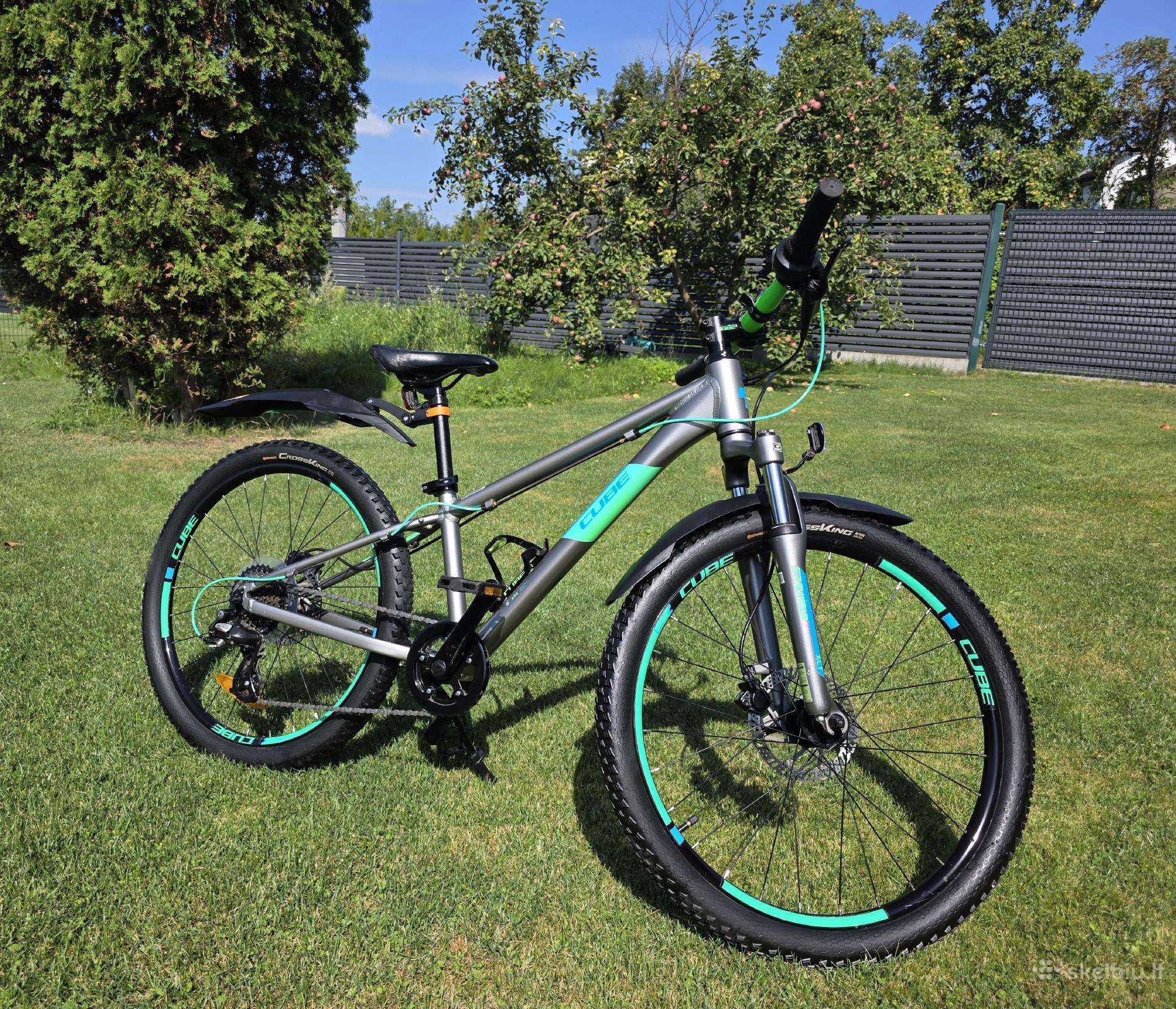 Dviratis Cube Acide Race 240