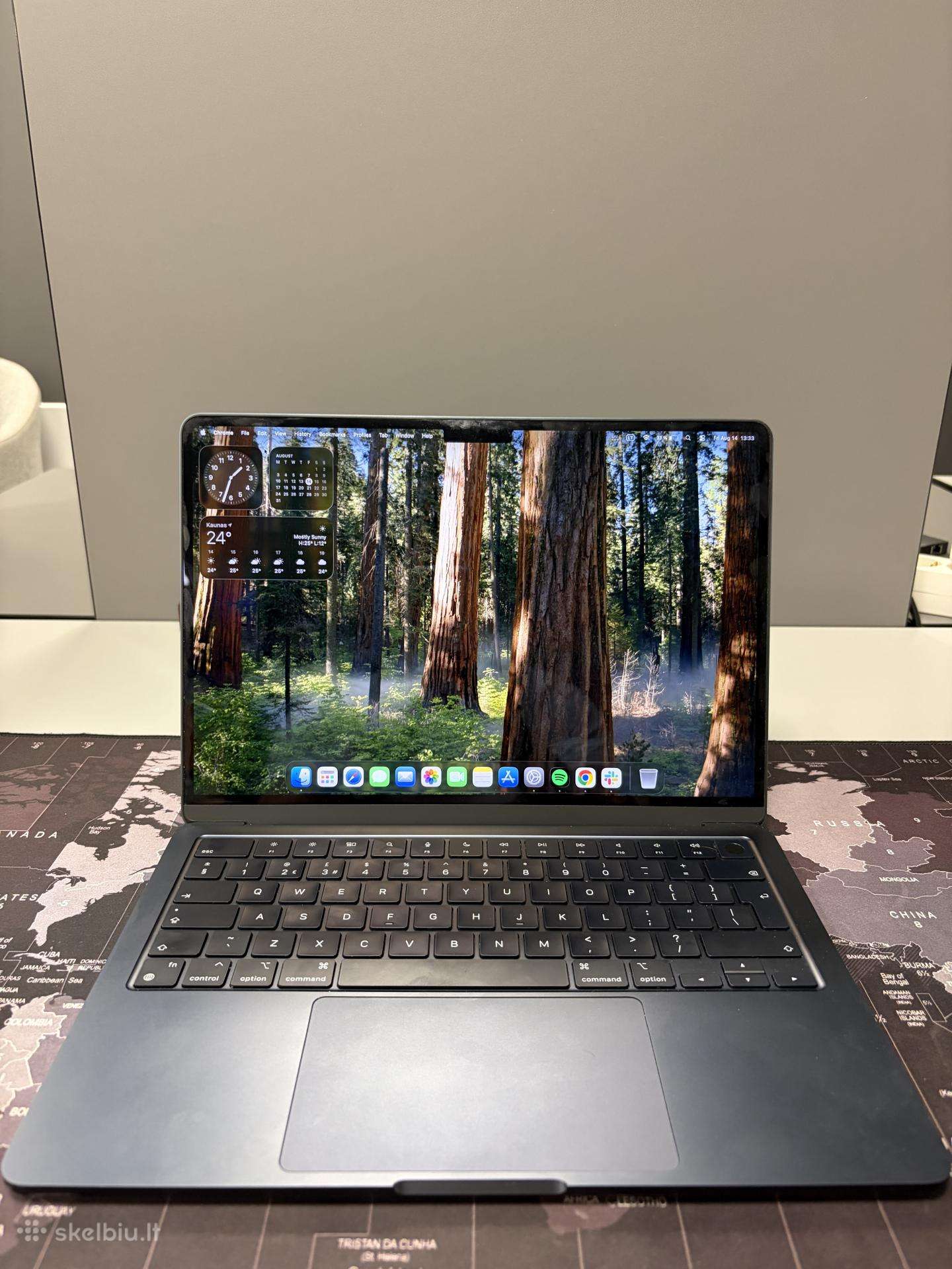 MacBook air M2