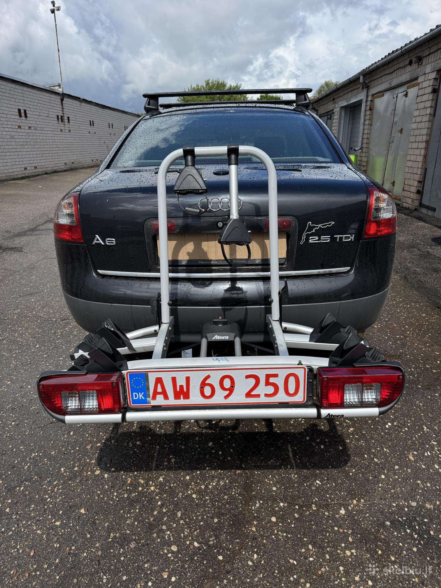 Dviračiu laikiklis Atera