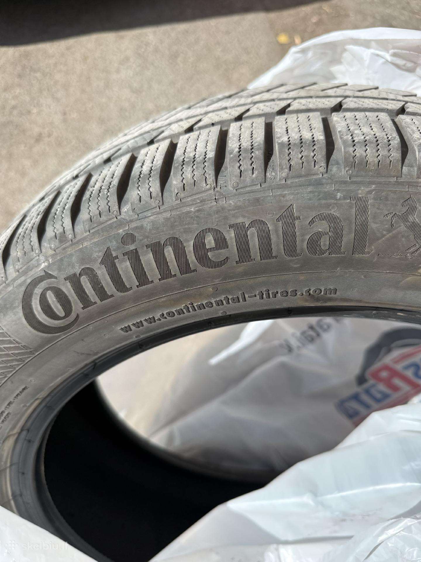 Continental, зимние 235/50 R19