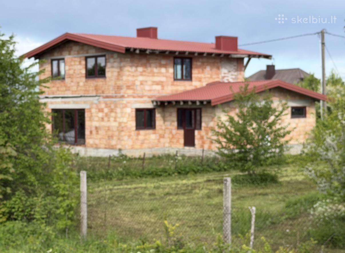 Nebaigtos Statybos Namas - su 14a sklypu