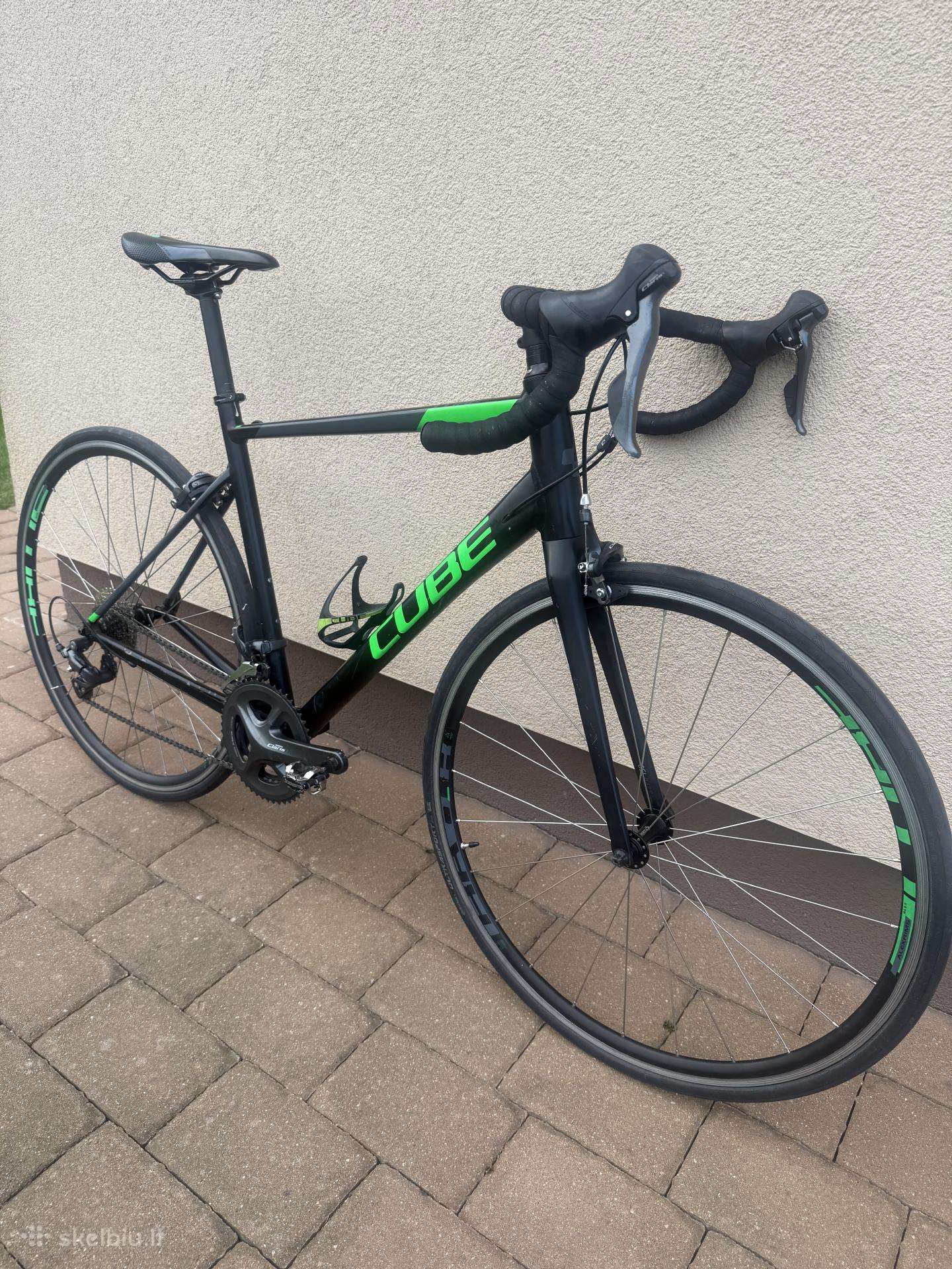 Road, sports bike Cube 28″