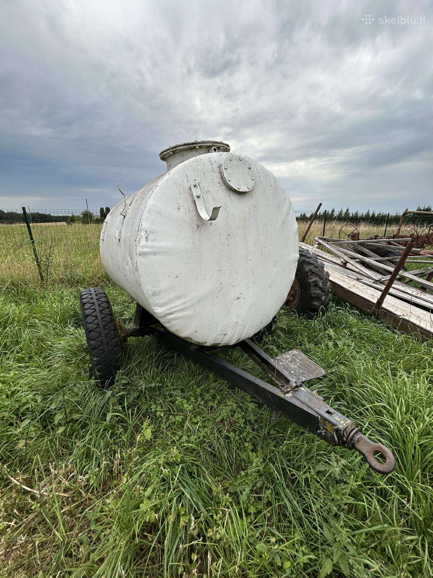 -Kita-, tractors