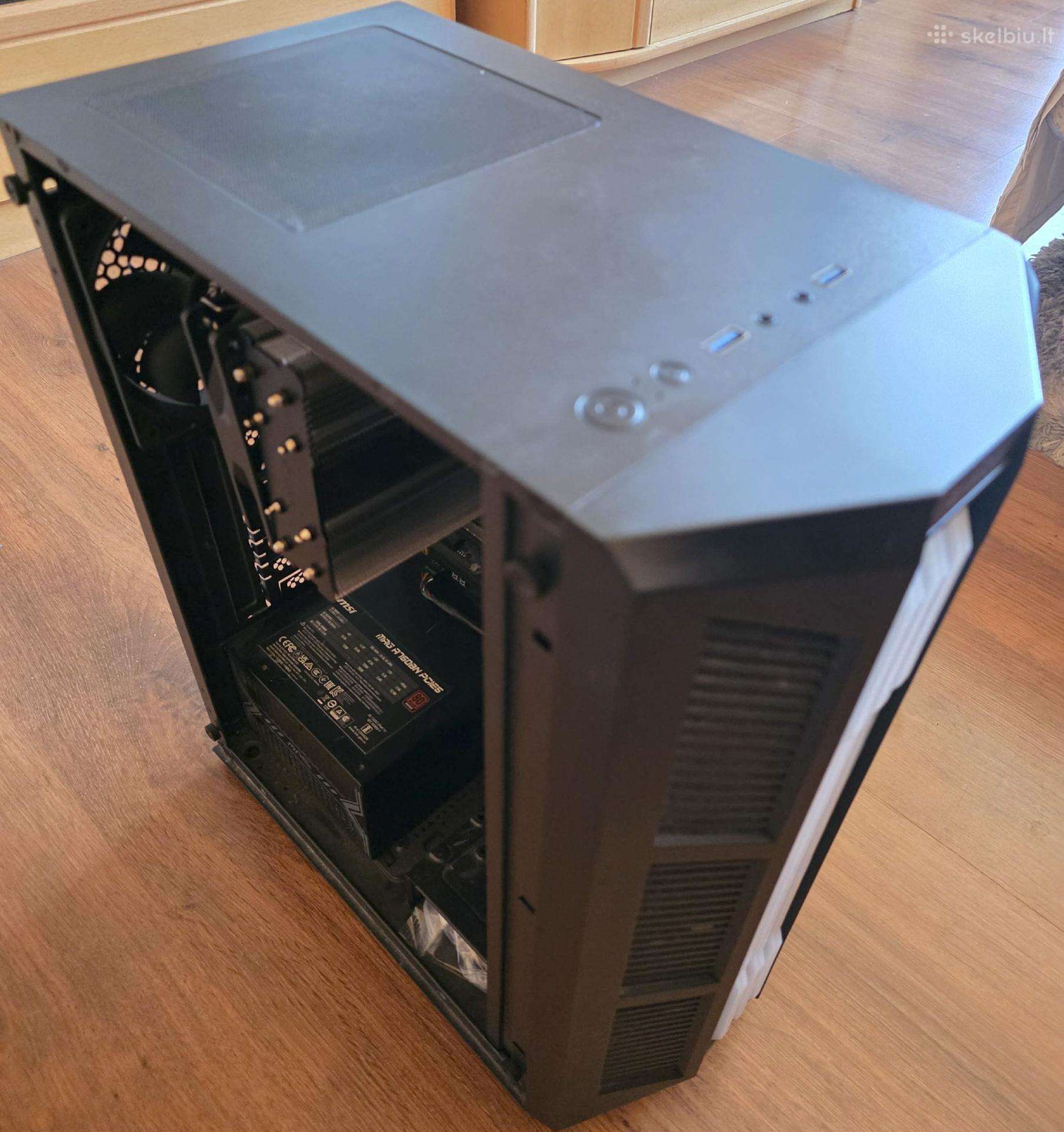 Pc: i7-11700k, 32gb RAM, Z490-e