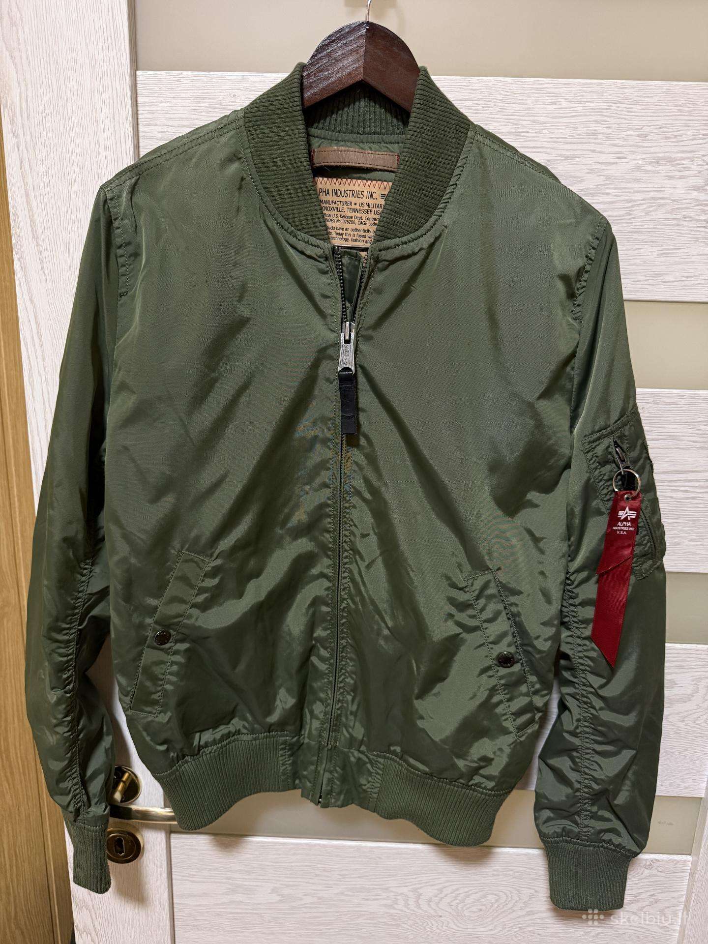 Alpha Industries Ma -1 bomber striukė