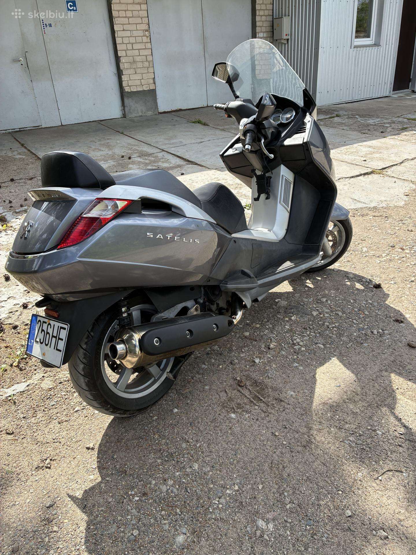 Peugeot Satelis 400cc, мотороллеры / мопеды