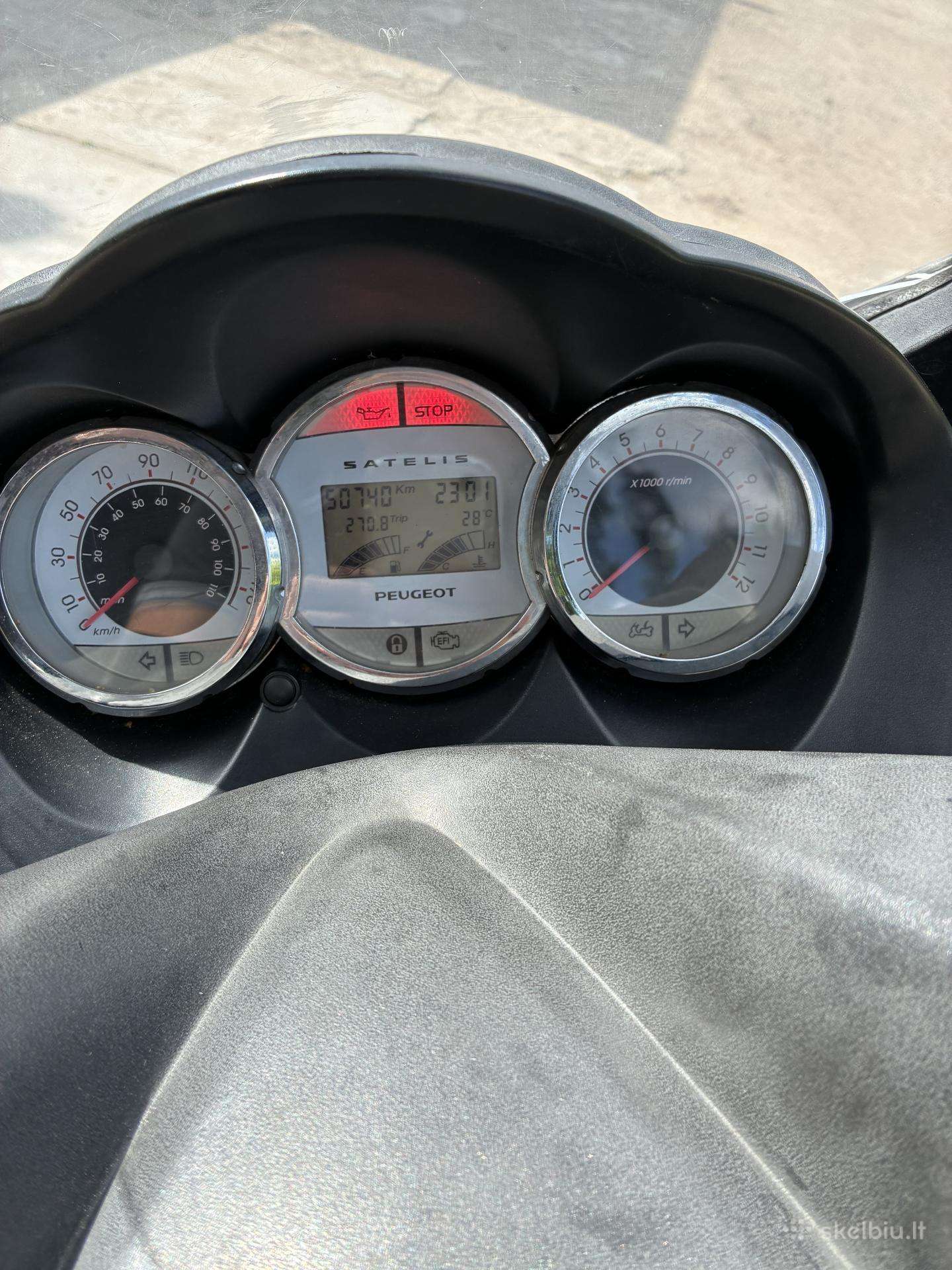 Peugeot Satelis 400cc, мотороллеры / мопеды