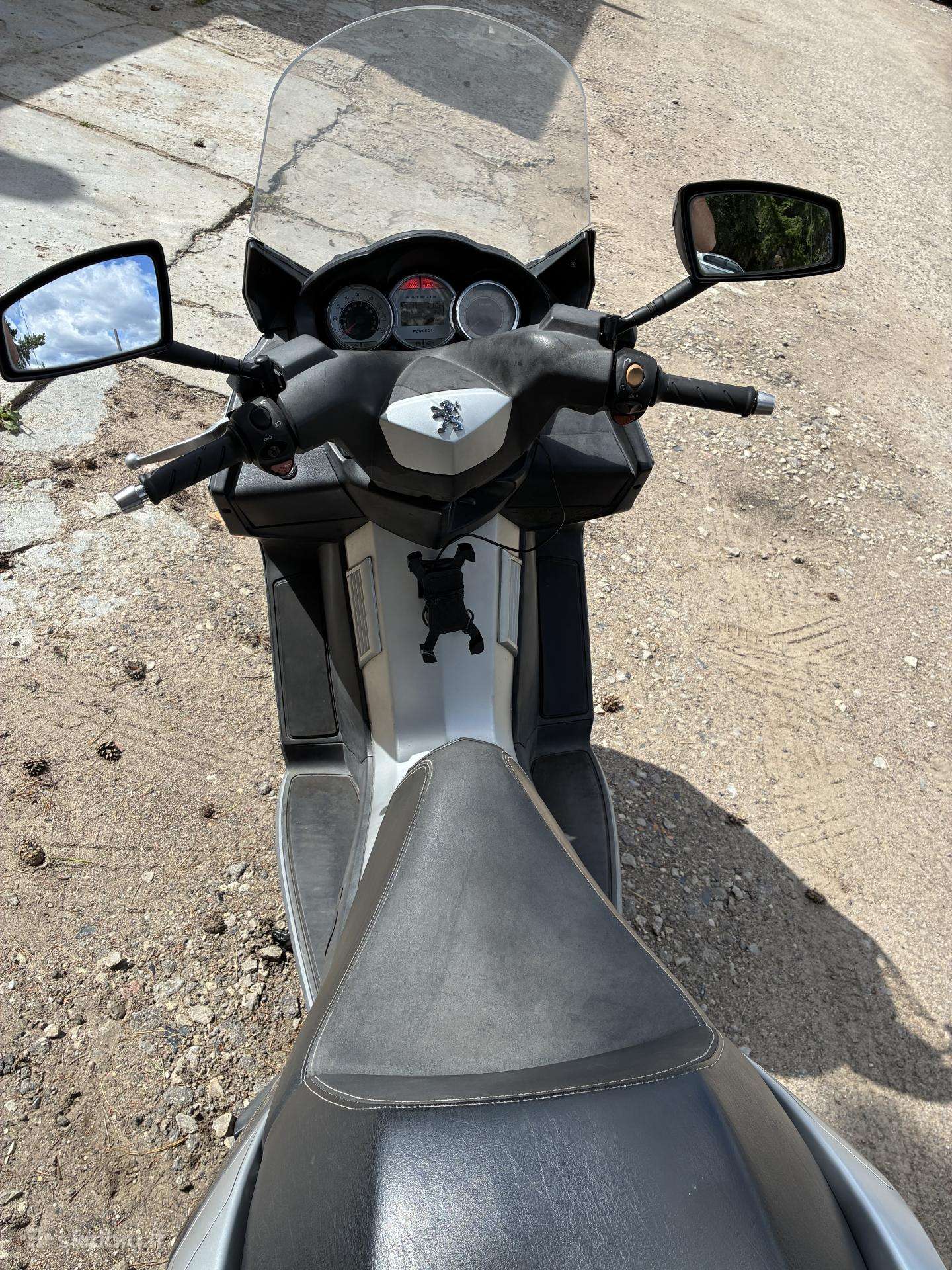 Peugeot Satelis 400cc, мотороллеры / мопеды