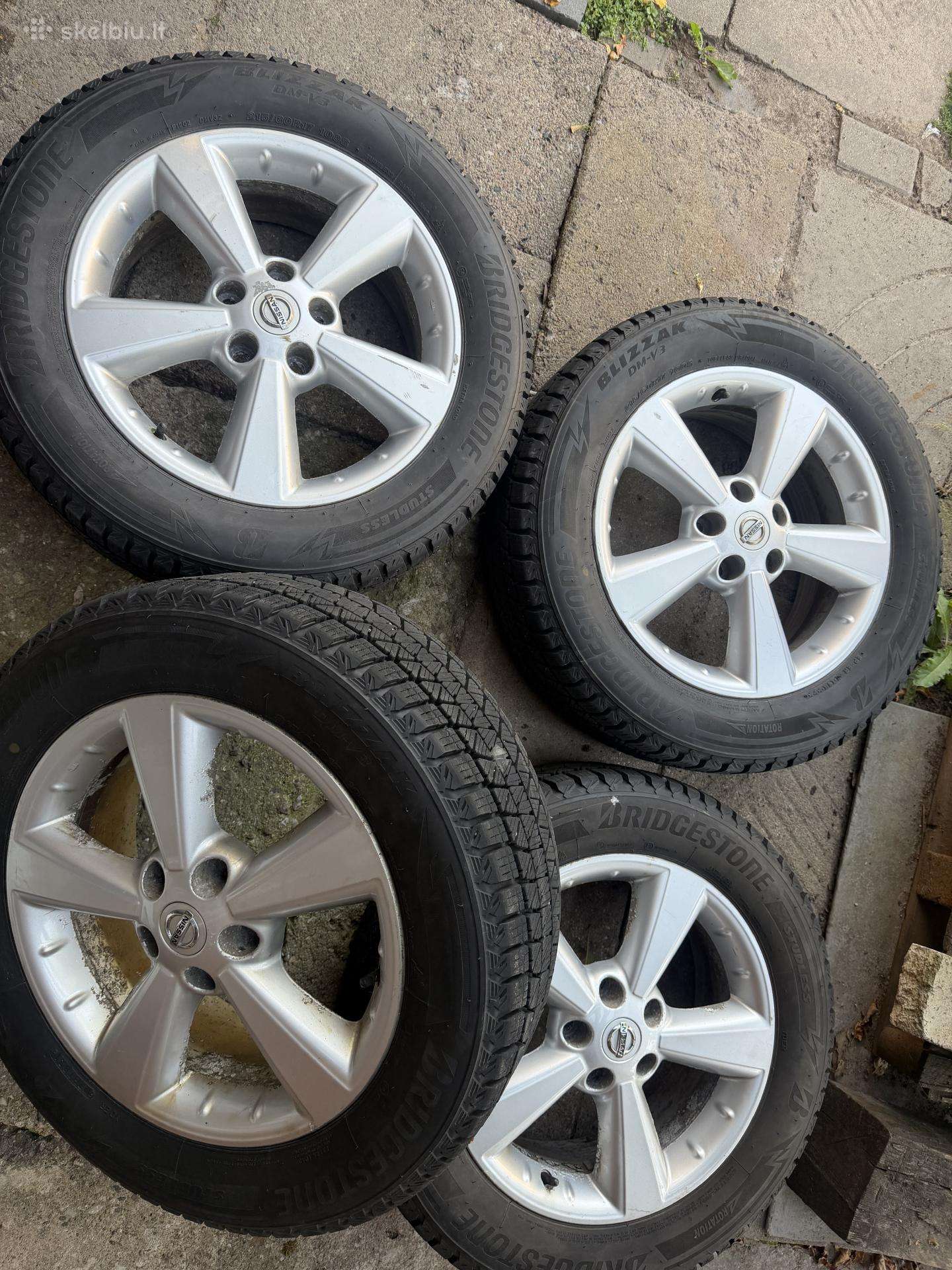 Nissan x-trail ratai zieminiai bridgestone padango