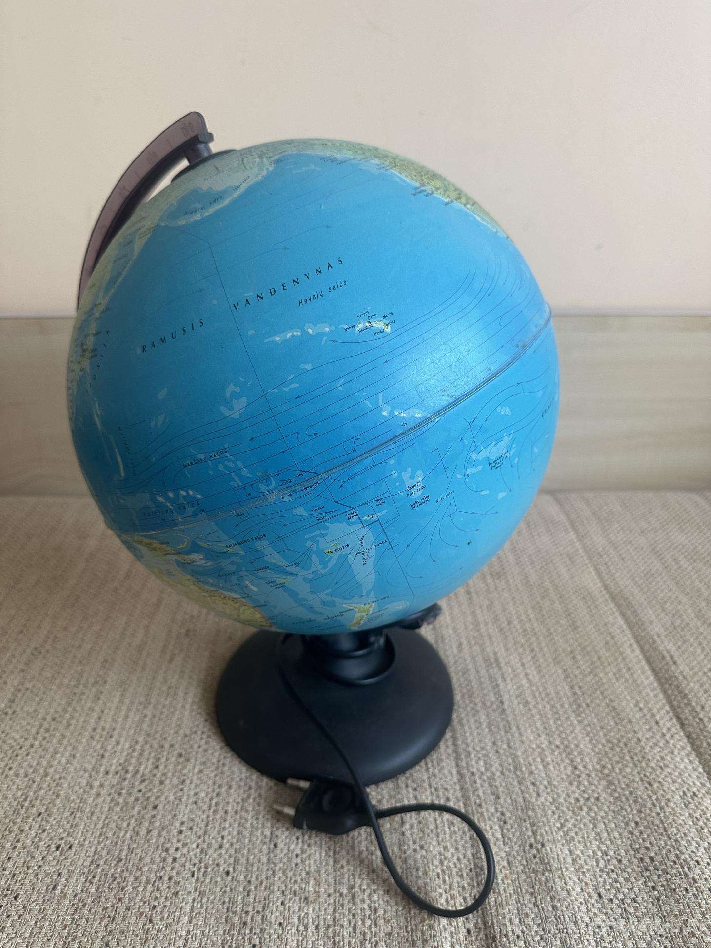 Šviečiantis gaublys lietuvių kalba (25 cm) –