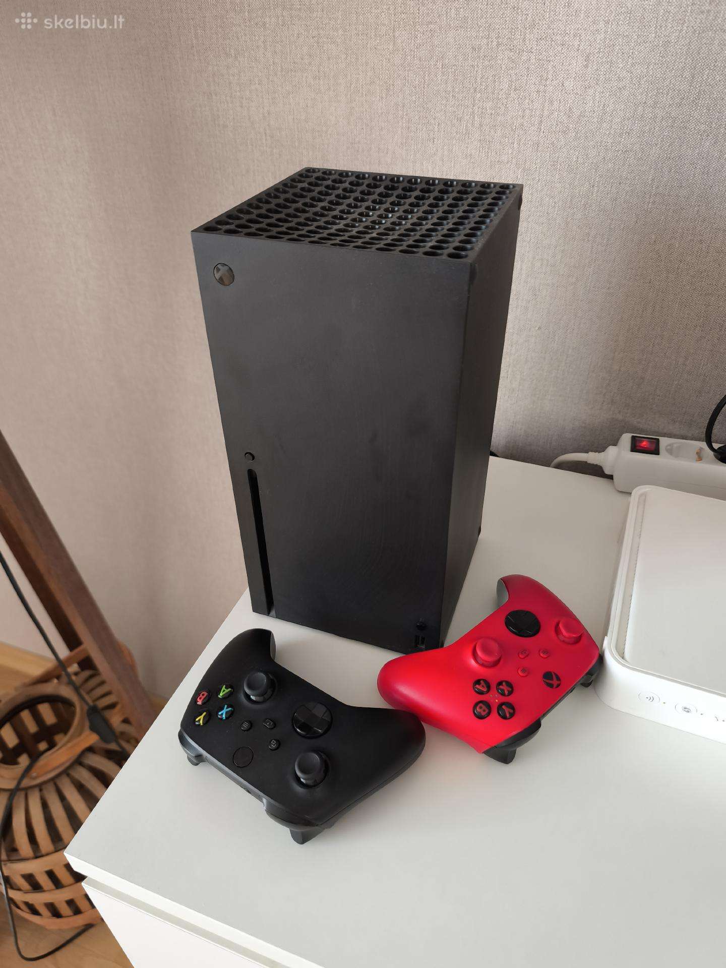 Xbox series X+2 pultai