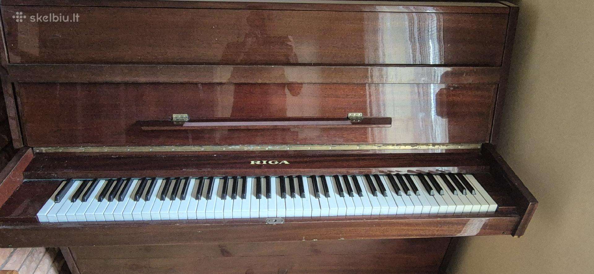 Pianinas Riga