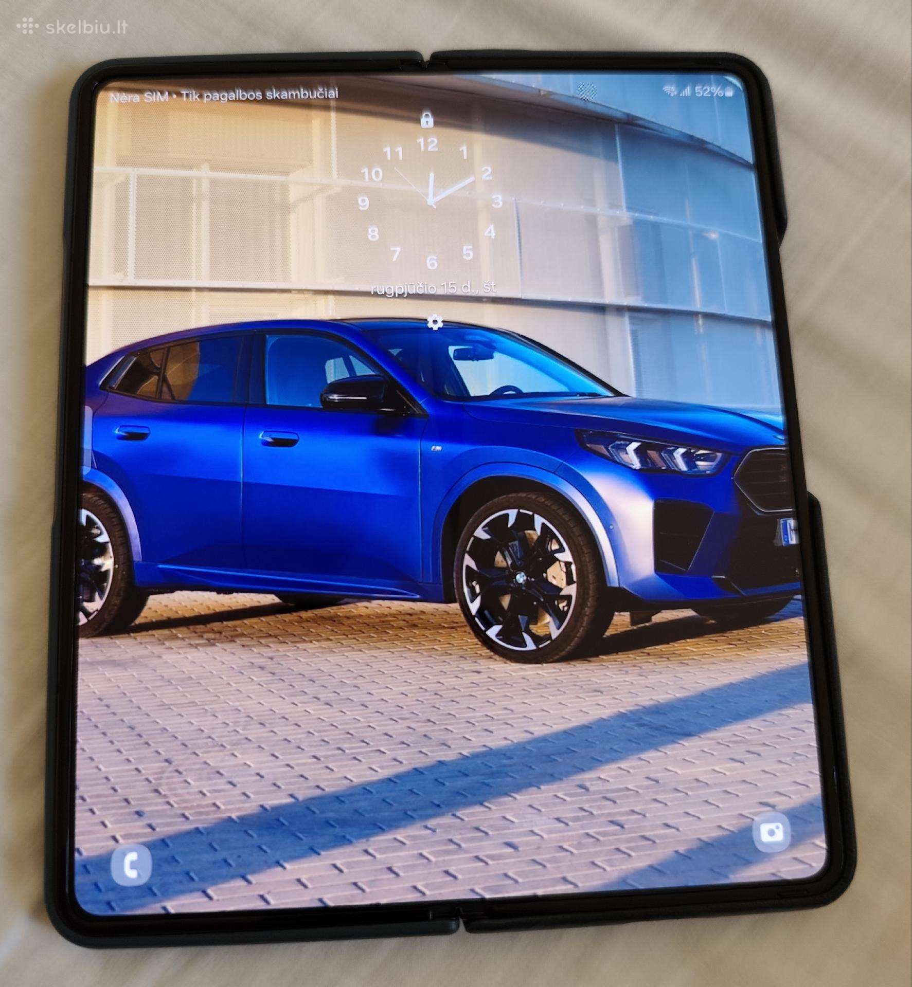 Samsung fold4 su defektu
