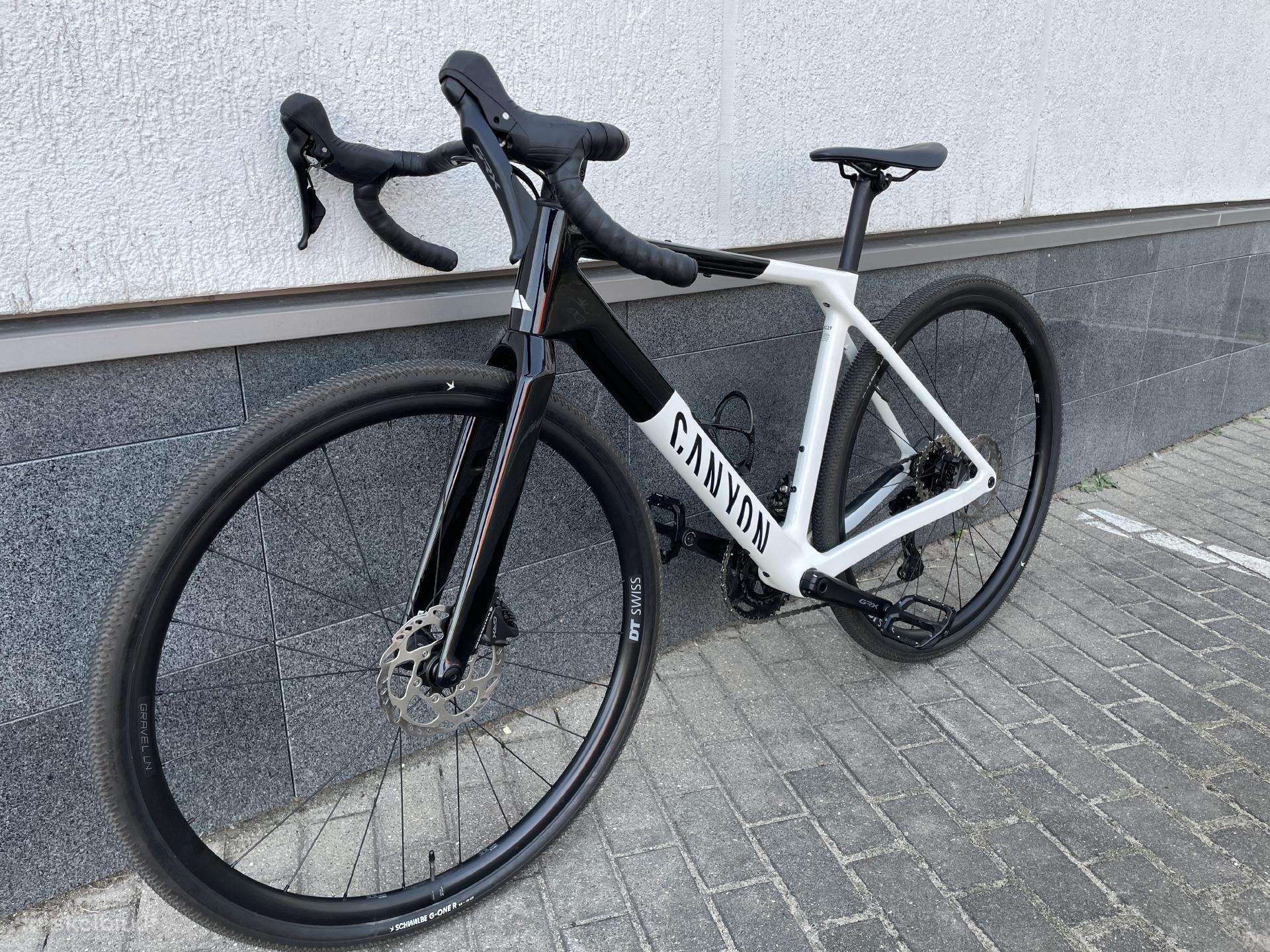 Karboninis Gravel dviratis Canyon Grail CF