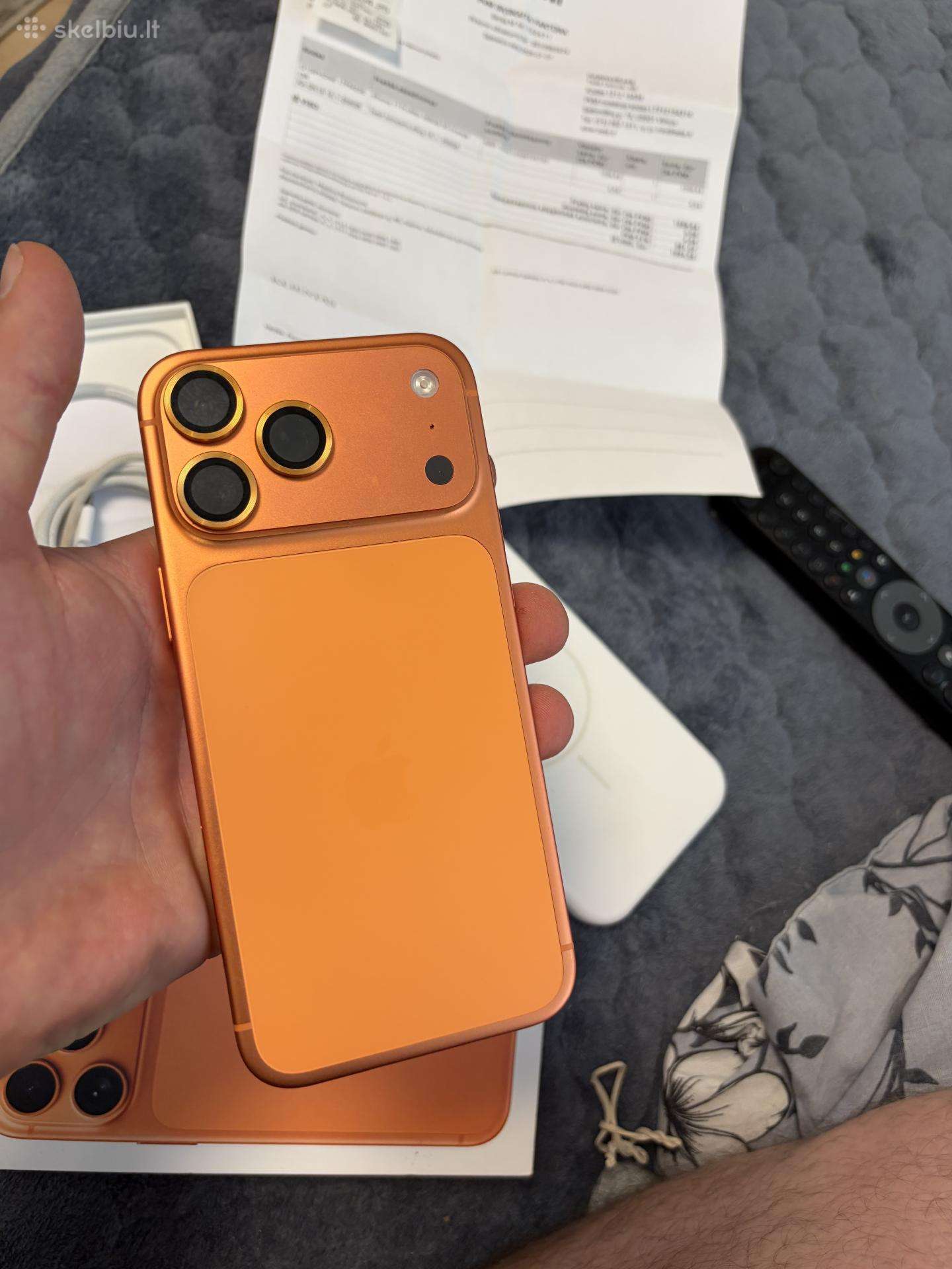 iPhone 17 pro max