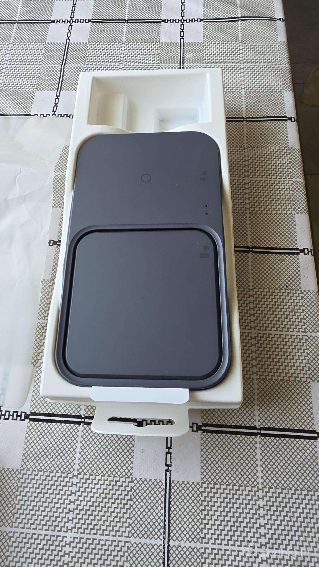 Super fast wireless changer duo