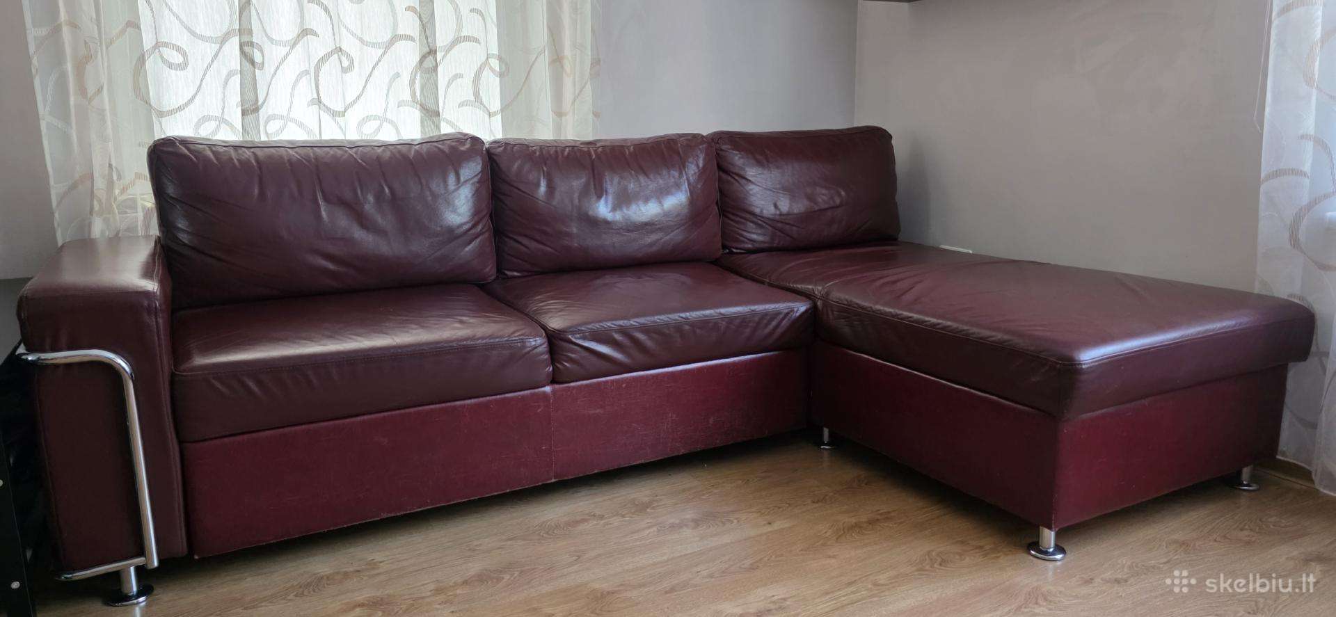 Kampinė odine sofa