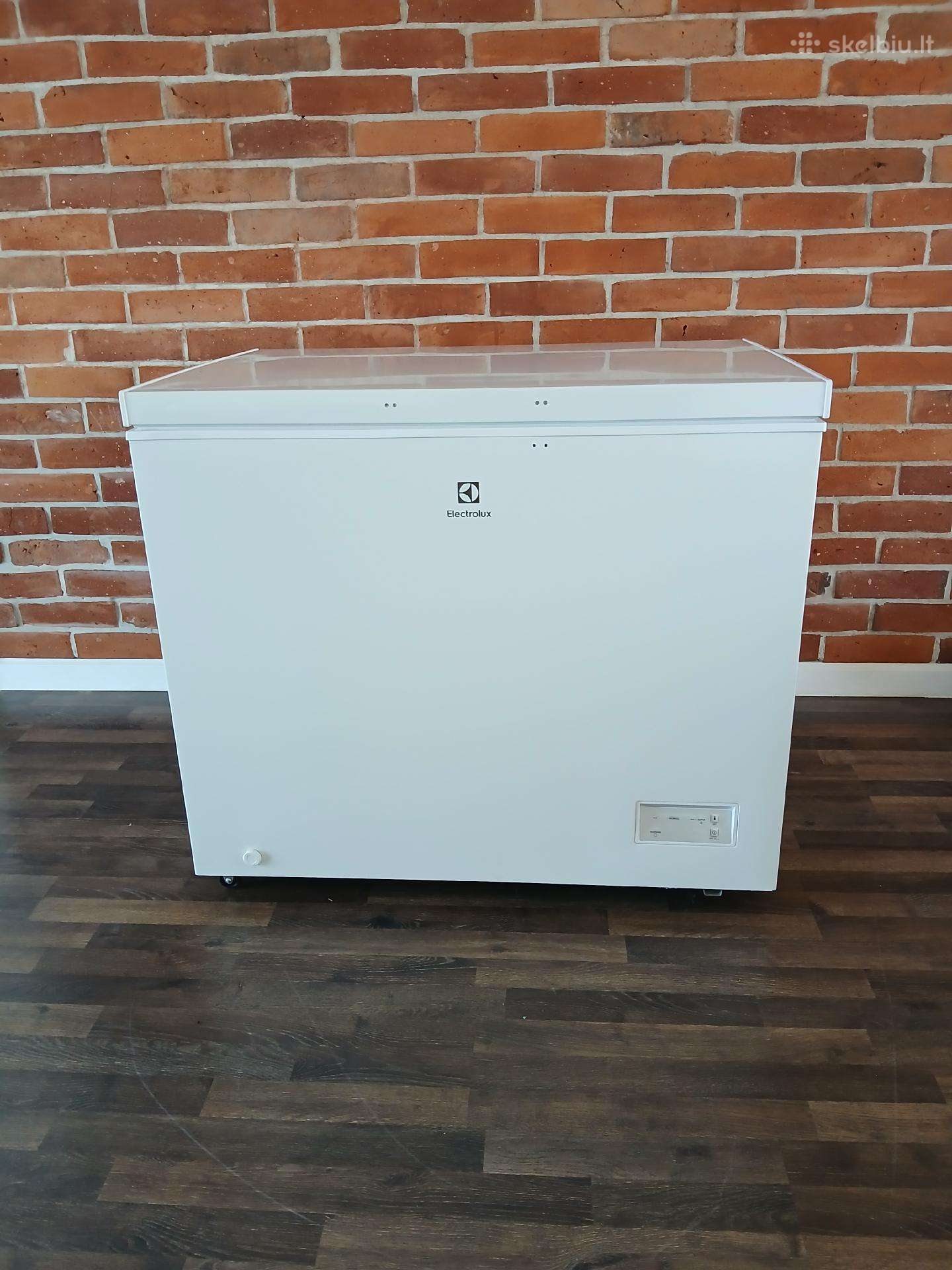 Šaldymo dėžė electrolux 246l