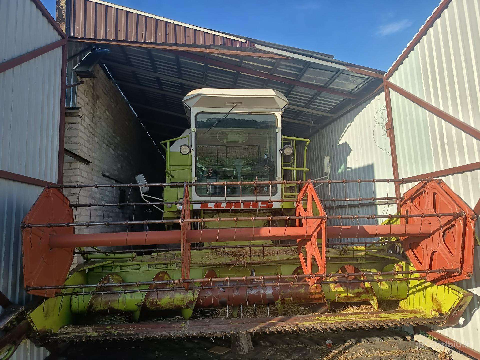 Didmaišiai, Claas kombainas
