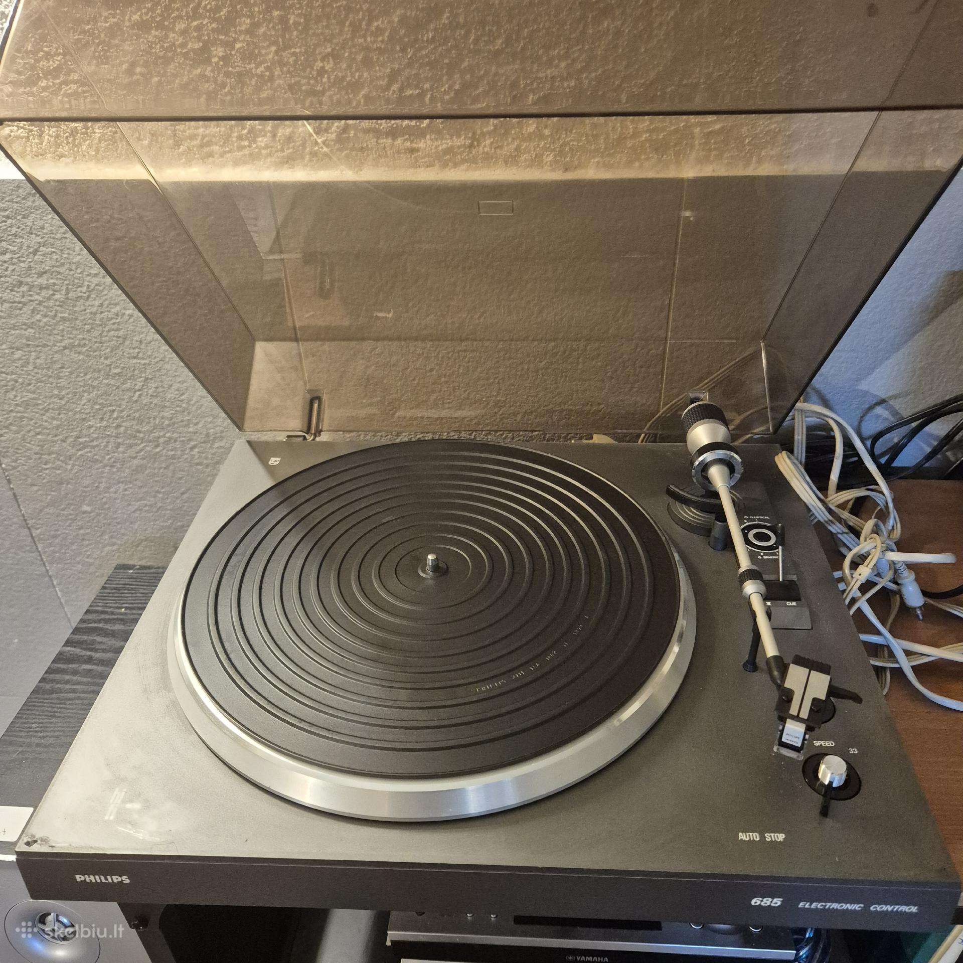 Philips 685 Electronic Control patefonas
