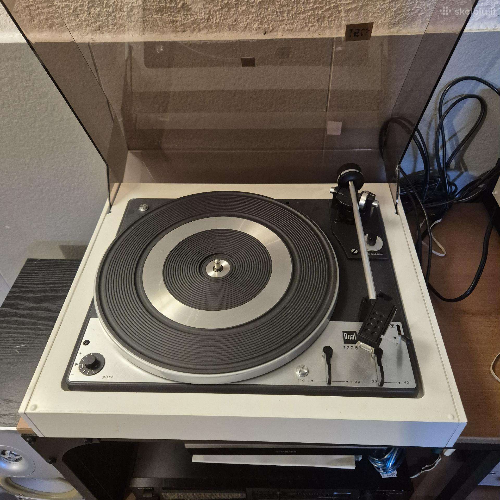 Patefonas dual 1225