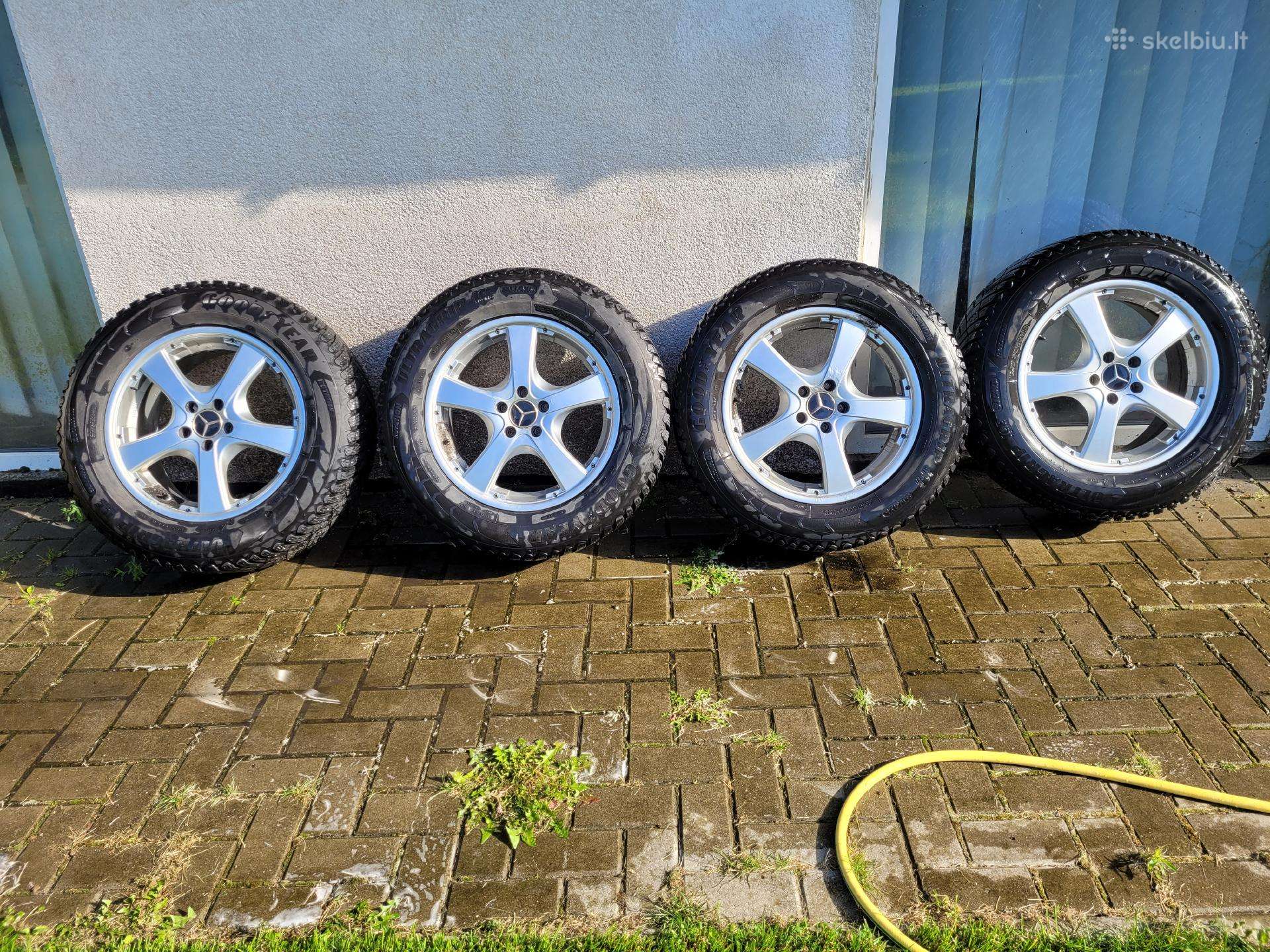 Ratlankiai su padangomis