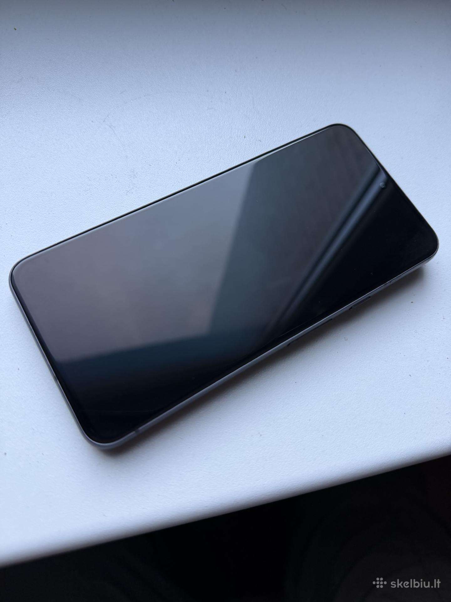 Pixel 8