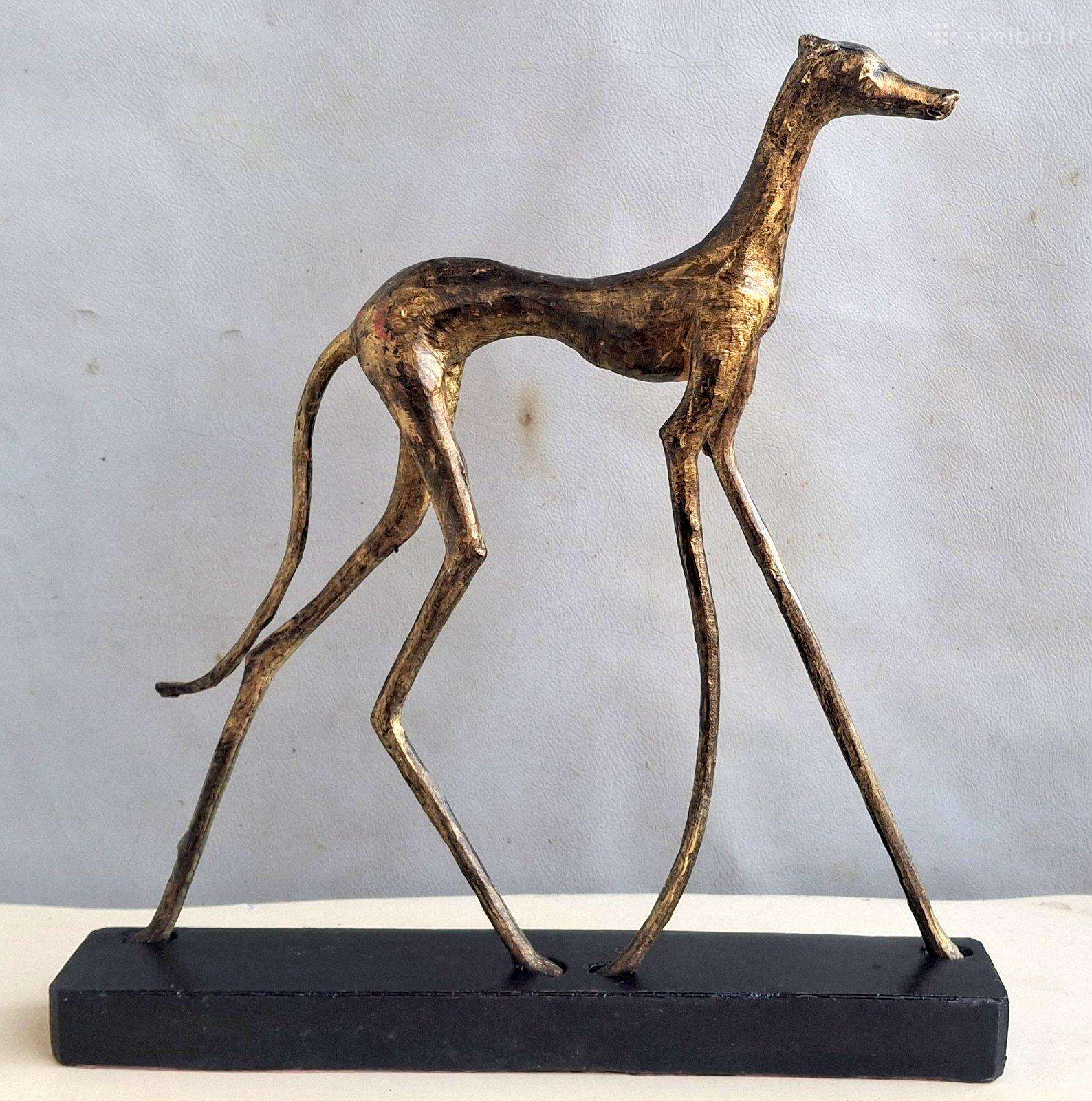 Bronzinė figūra Šuns kurto -37cm