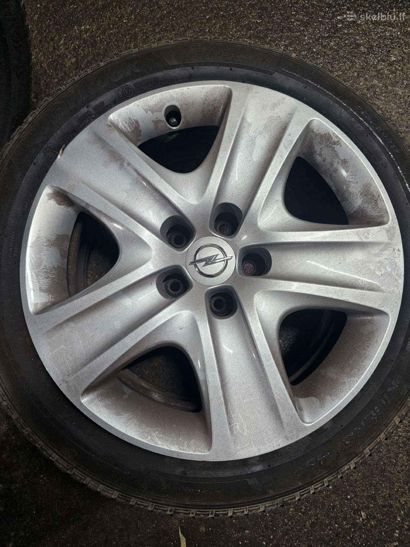Opel Astra J ratlankiai + originalus gaubtai