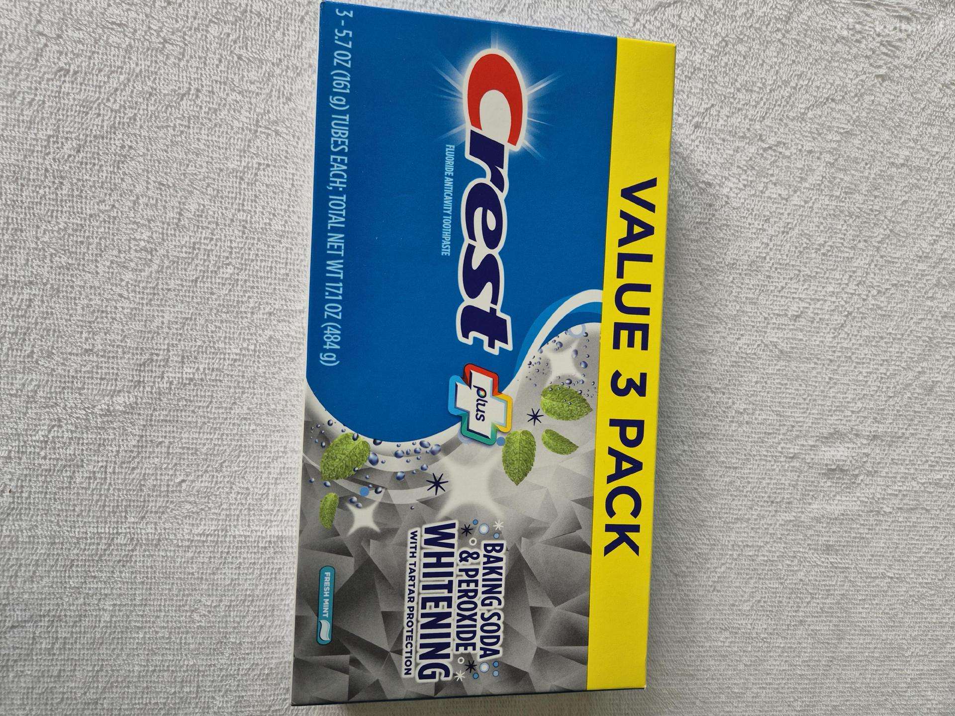 Dantų pasta "Crest Plus"