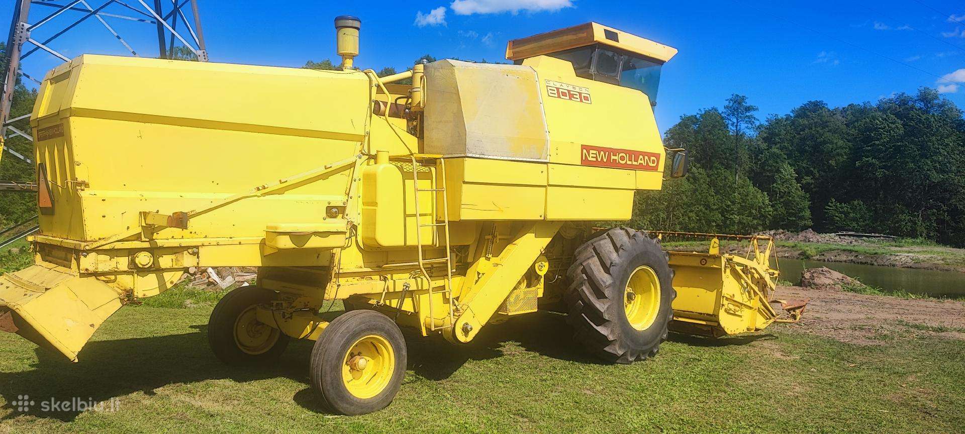 New Holland 8030, combine harvesters