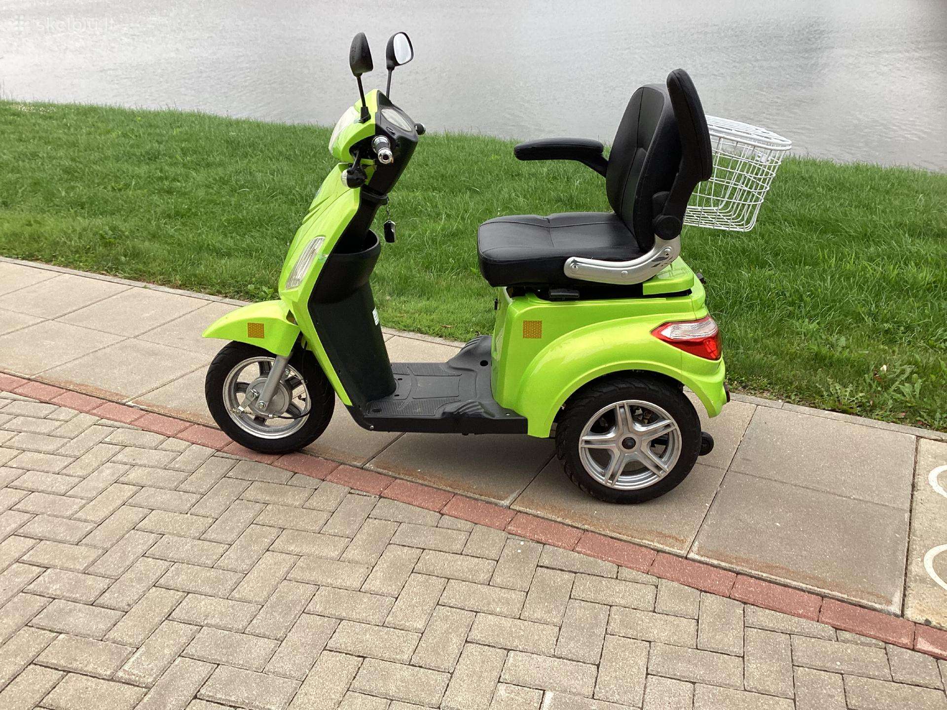 Parduodu elektrini Skuteri vezimeli