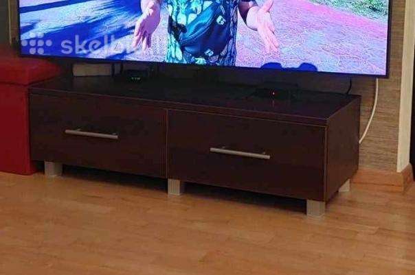 TV staliukas