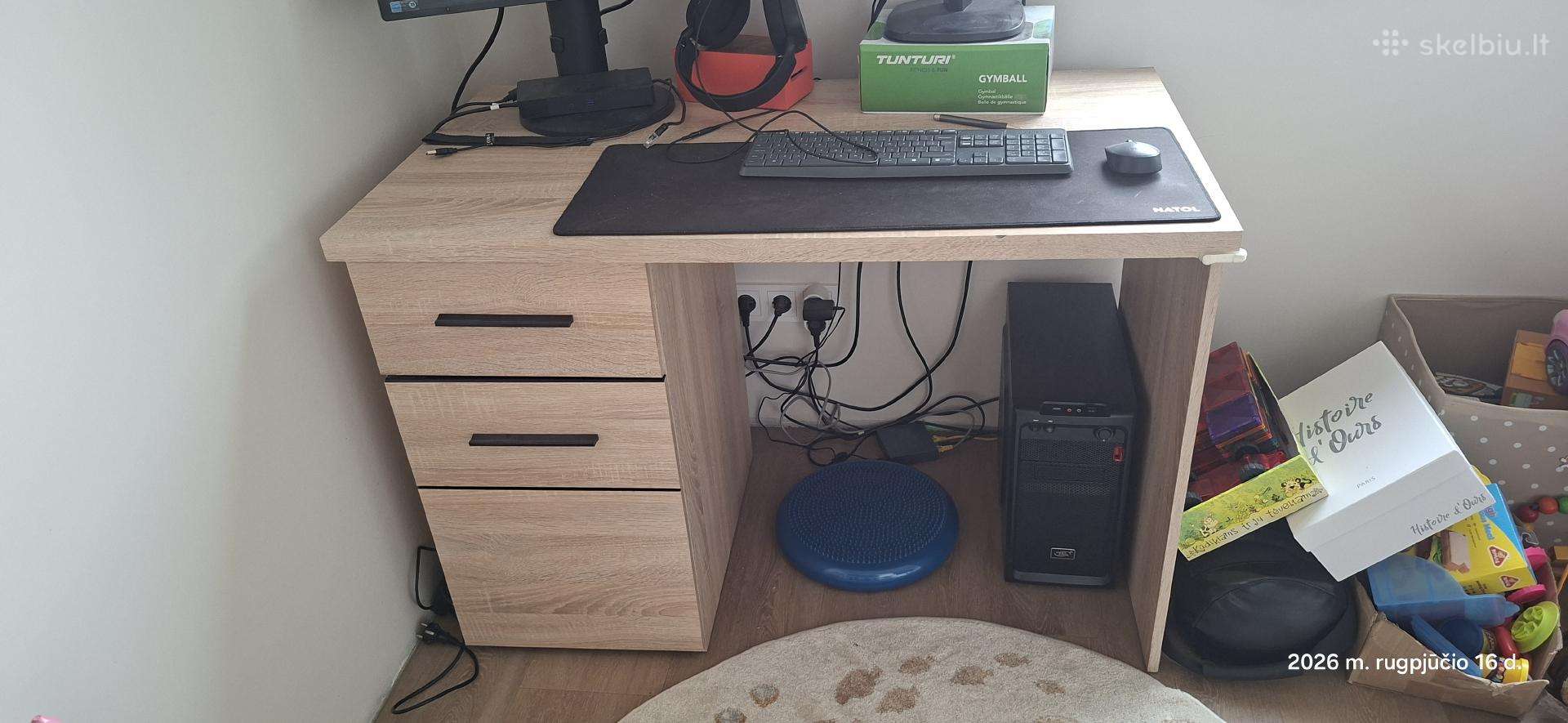 Rašomasis stalas