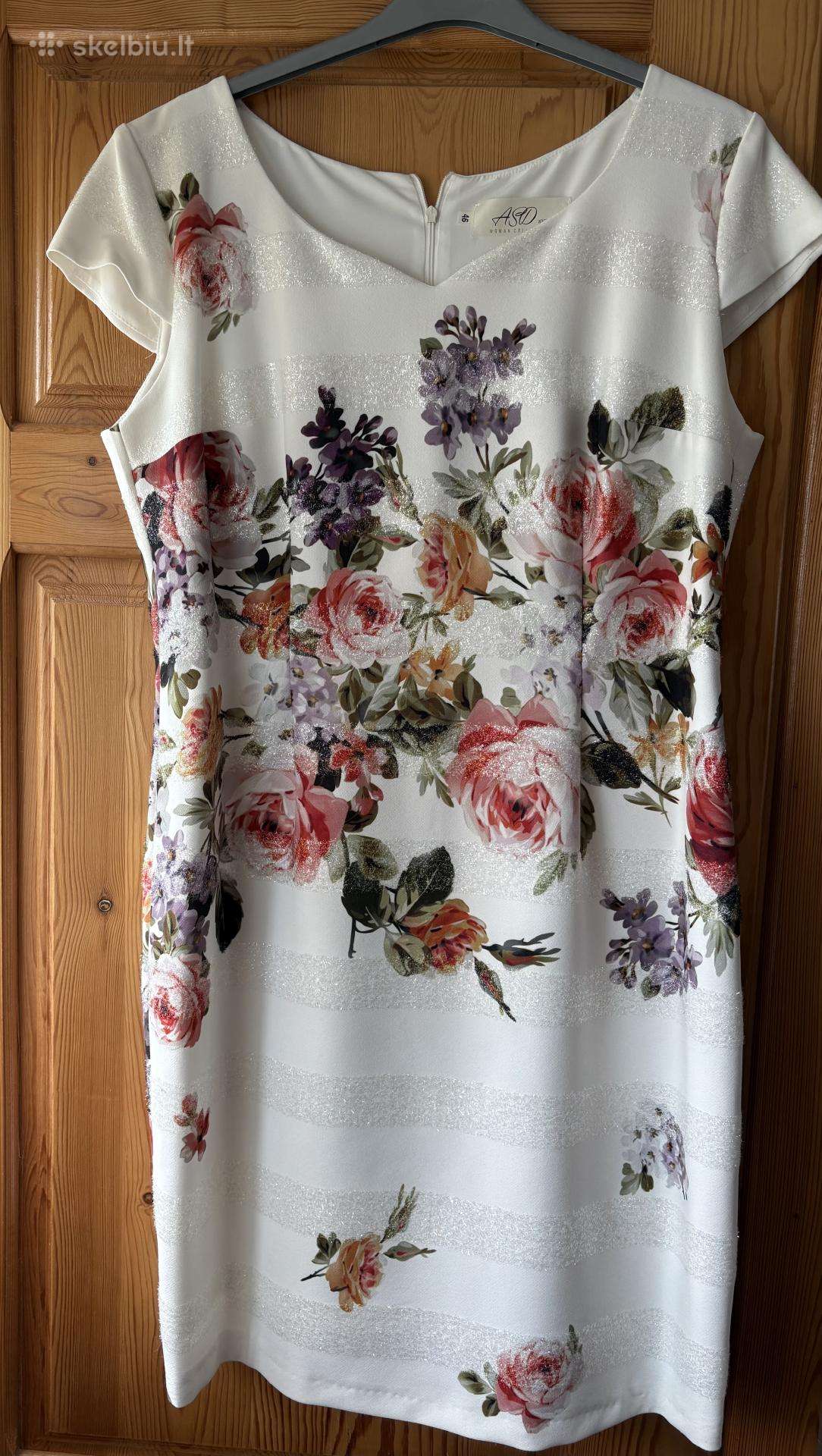 Parduodu sukneles 42/44 dydžio po 15€