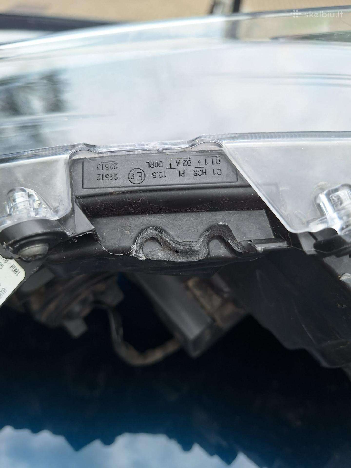 Toyota Corolla žibintai