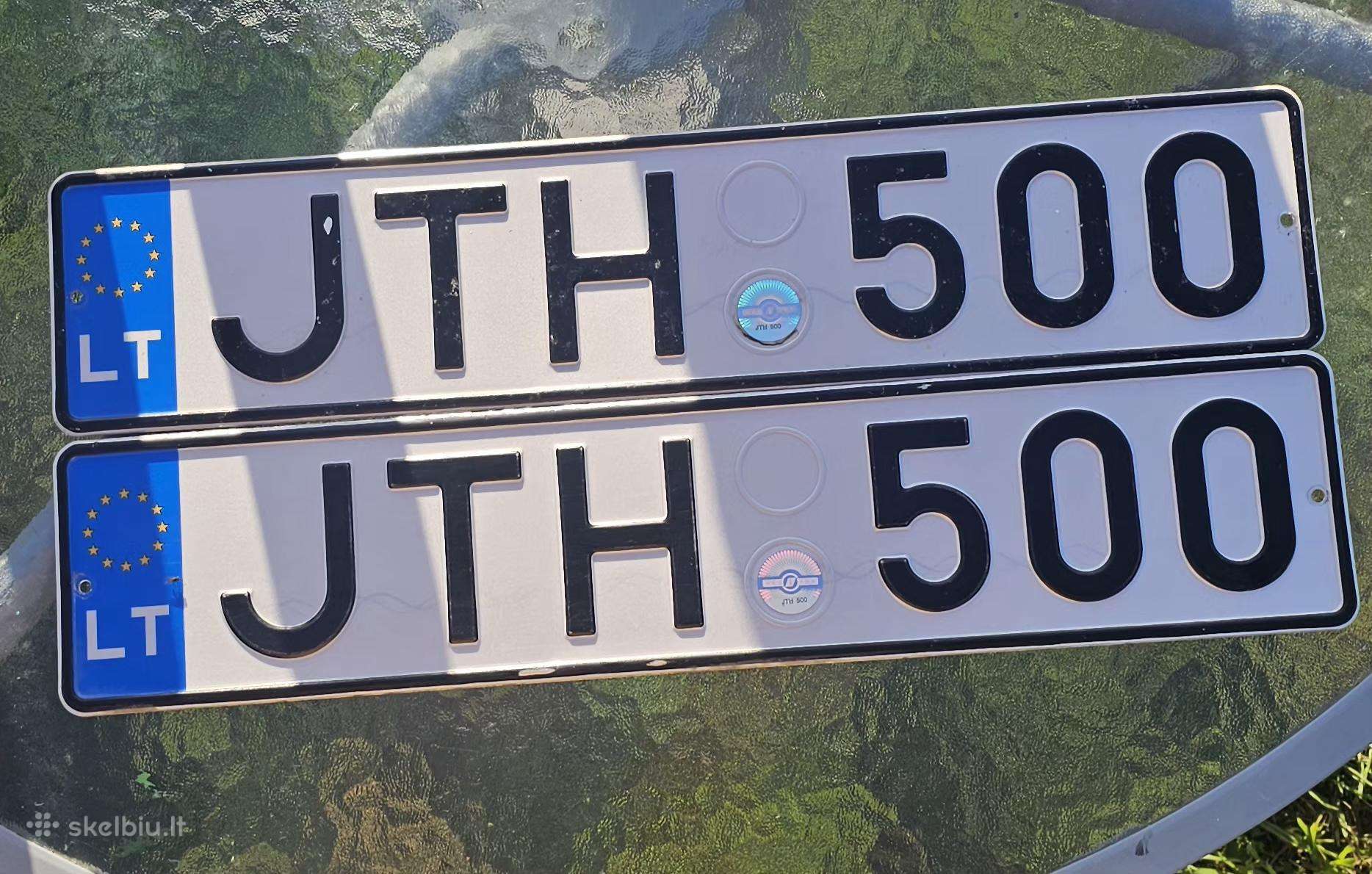Valstybiniai numeriai Jth 500