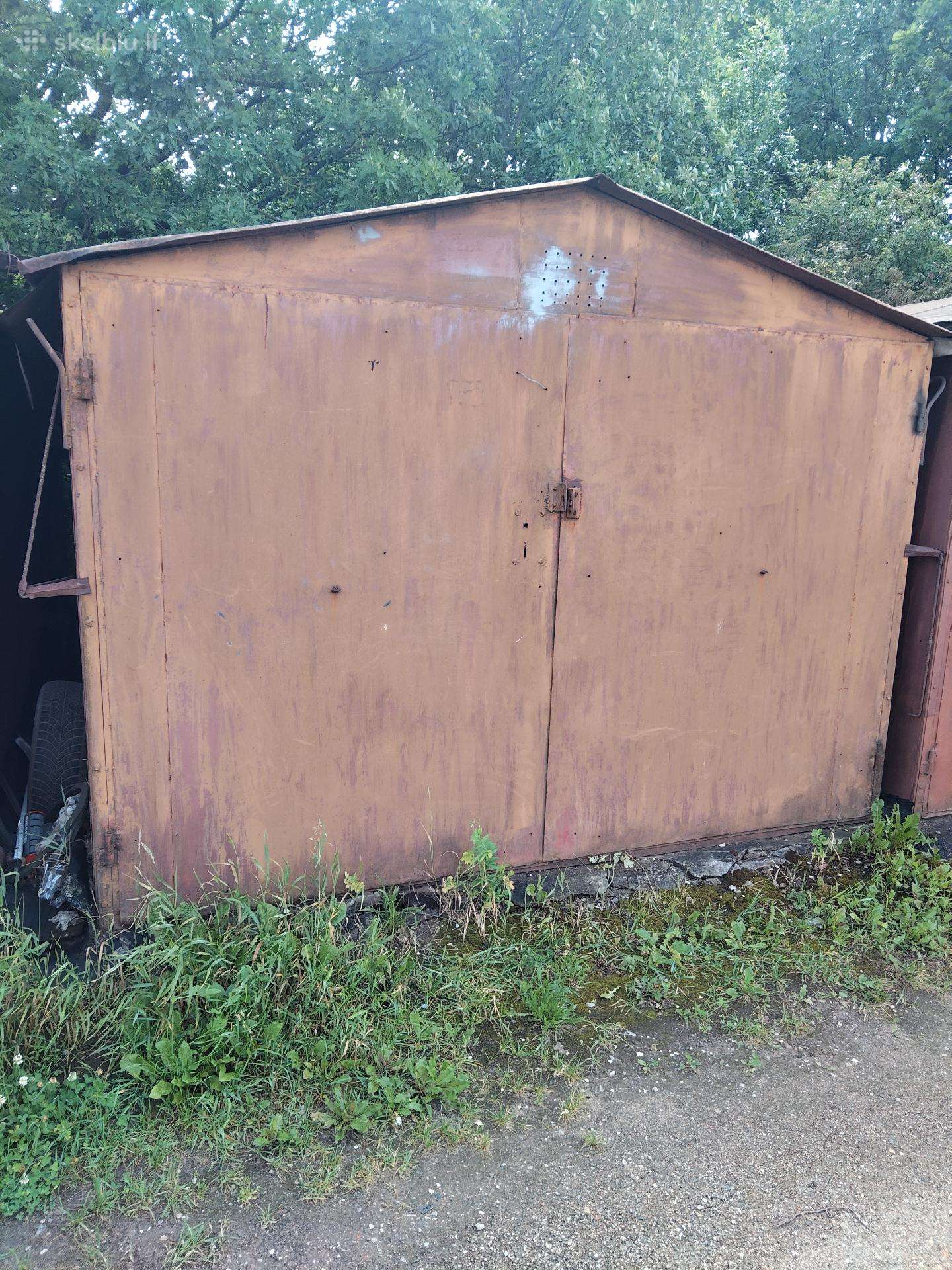Parduodu metalinį garažą nusikėlimui.