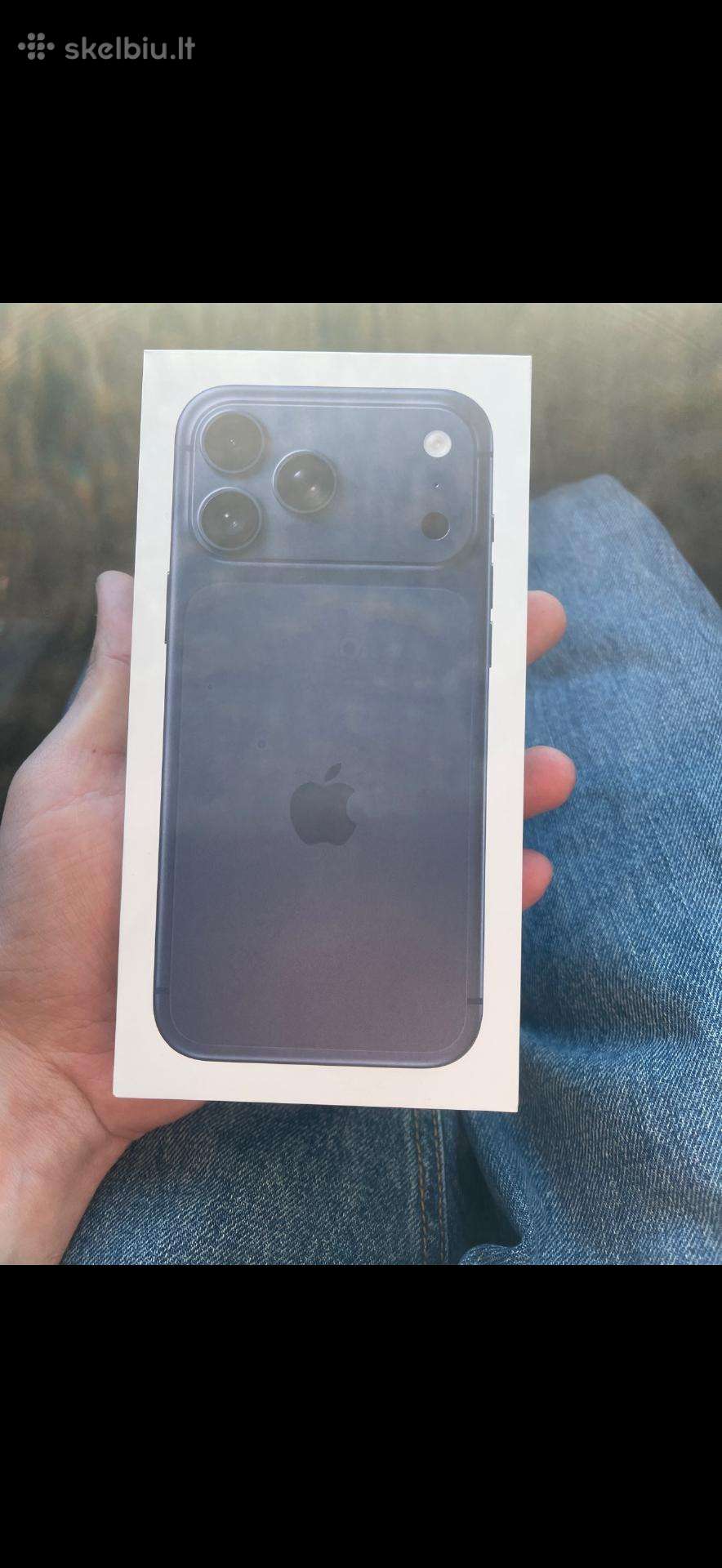 Aphone 17 pro max 256