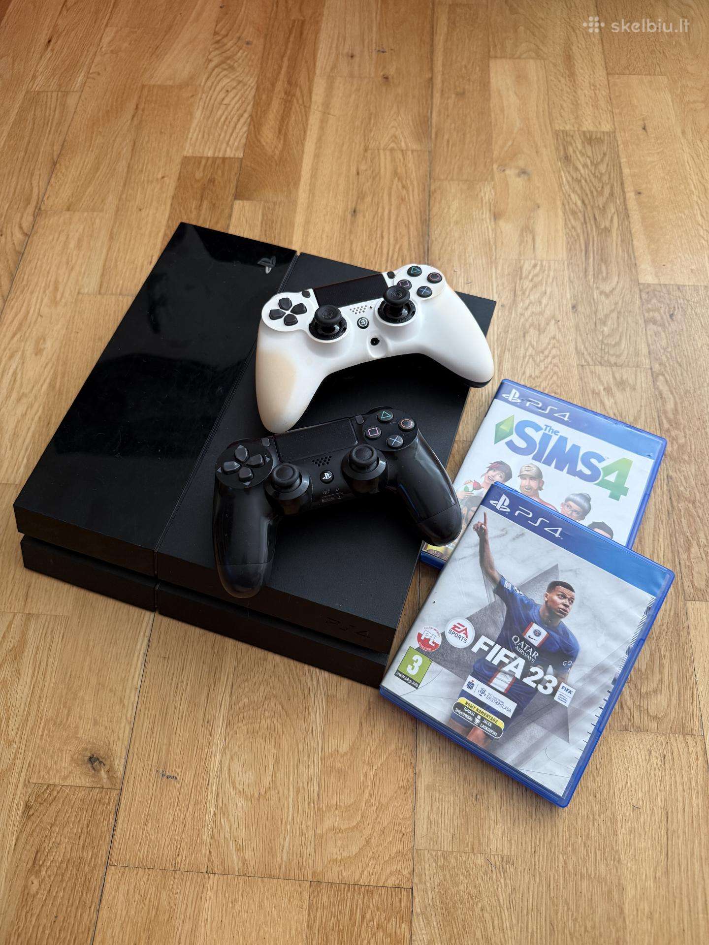 Playstation 4 žaidimų konsolė