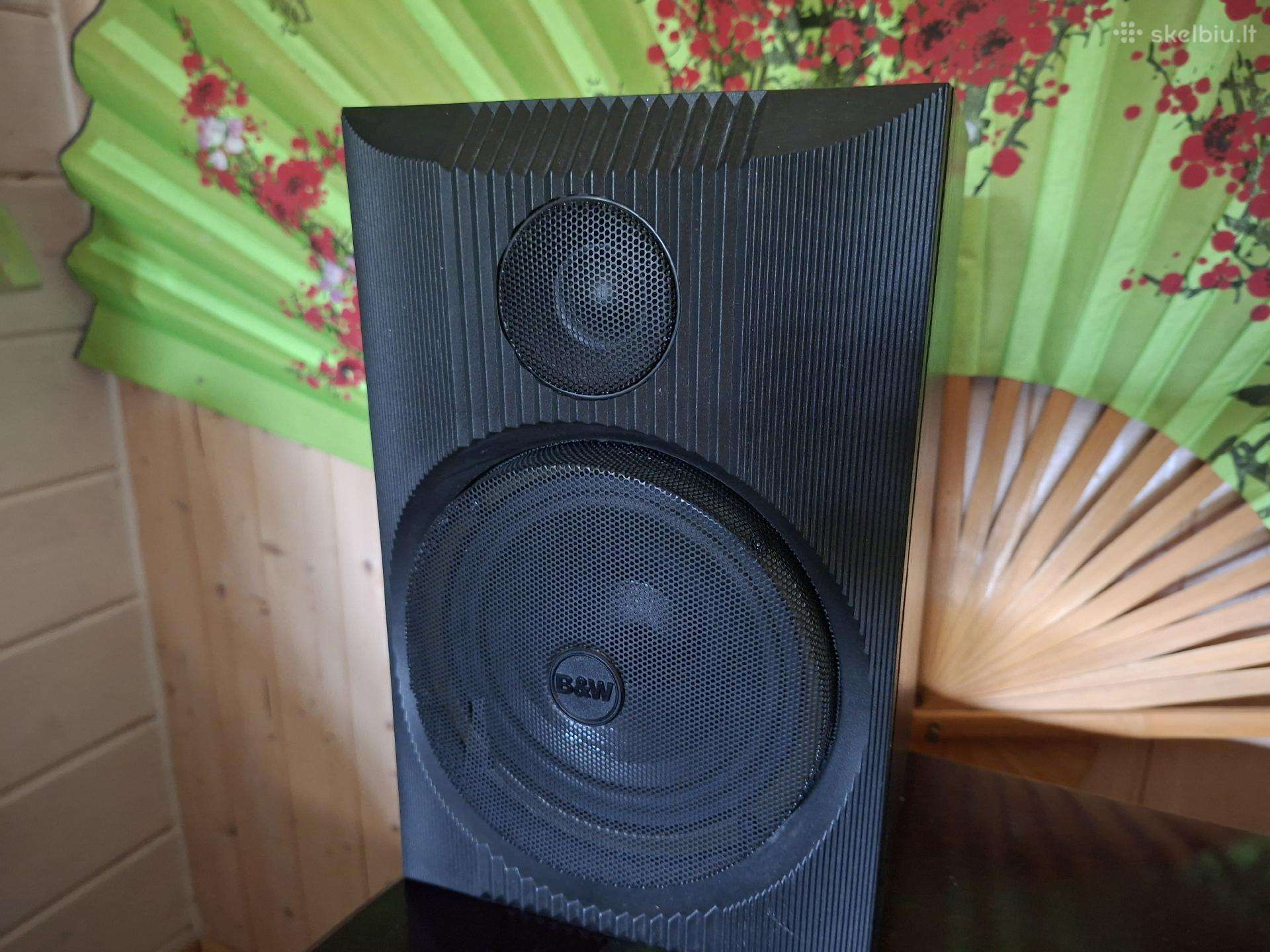 Bowers &wilkins lentyninės kolonėlės