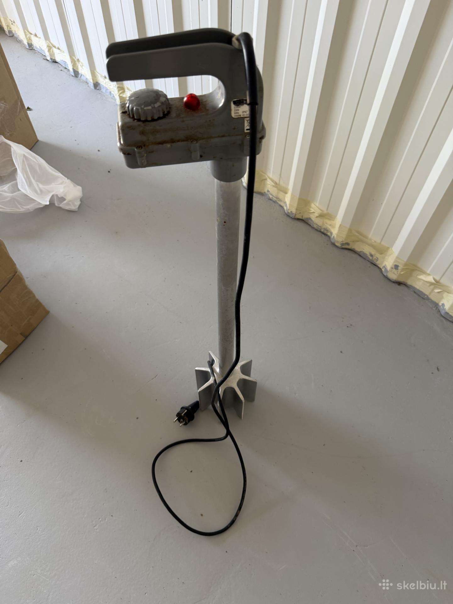 Lister E 2004 – panardinamas kaitintuvas (2300 W)