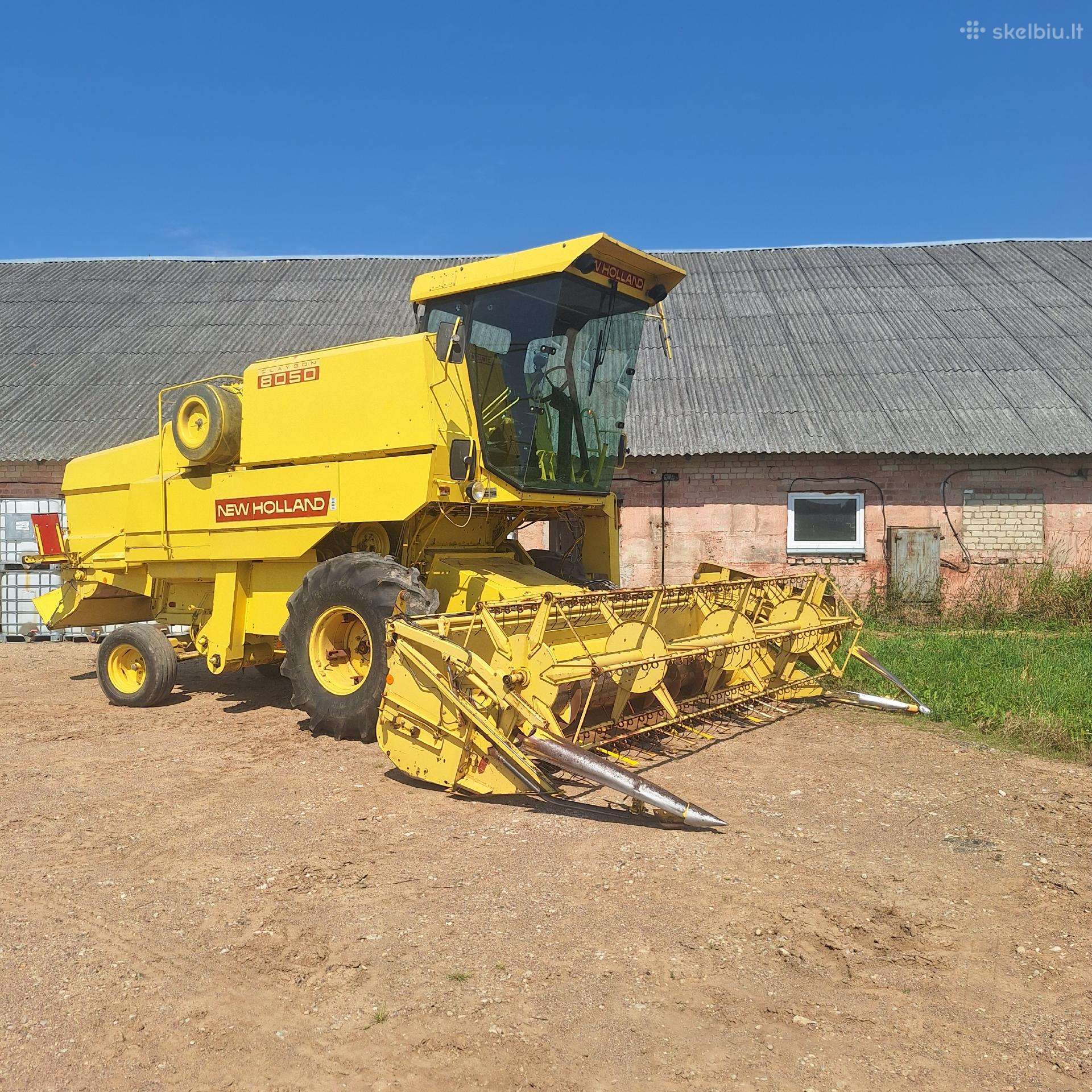 New Holland 8050