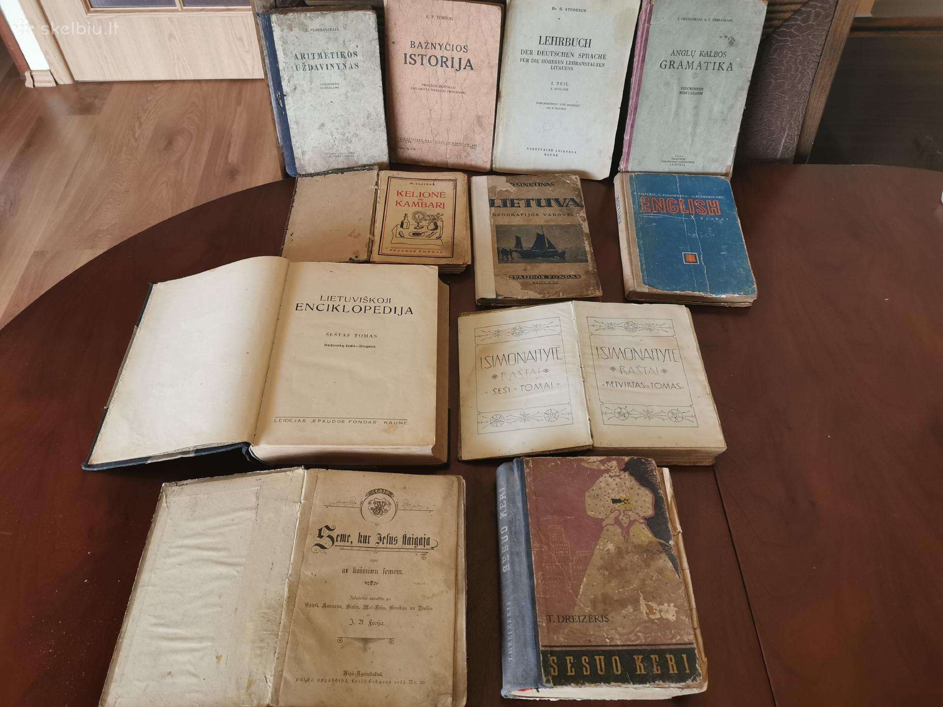 Senos knygos