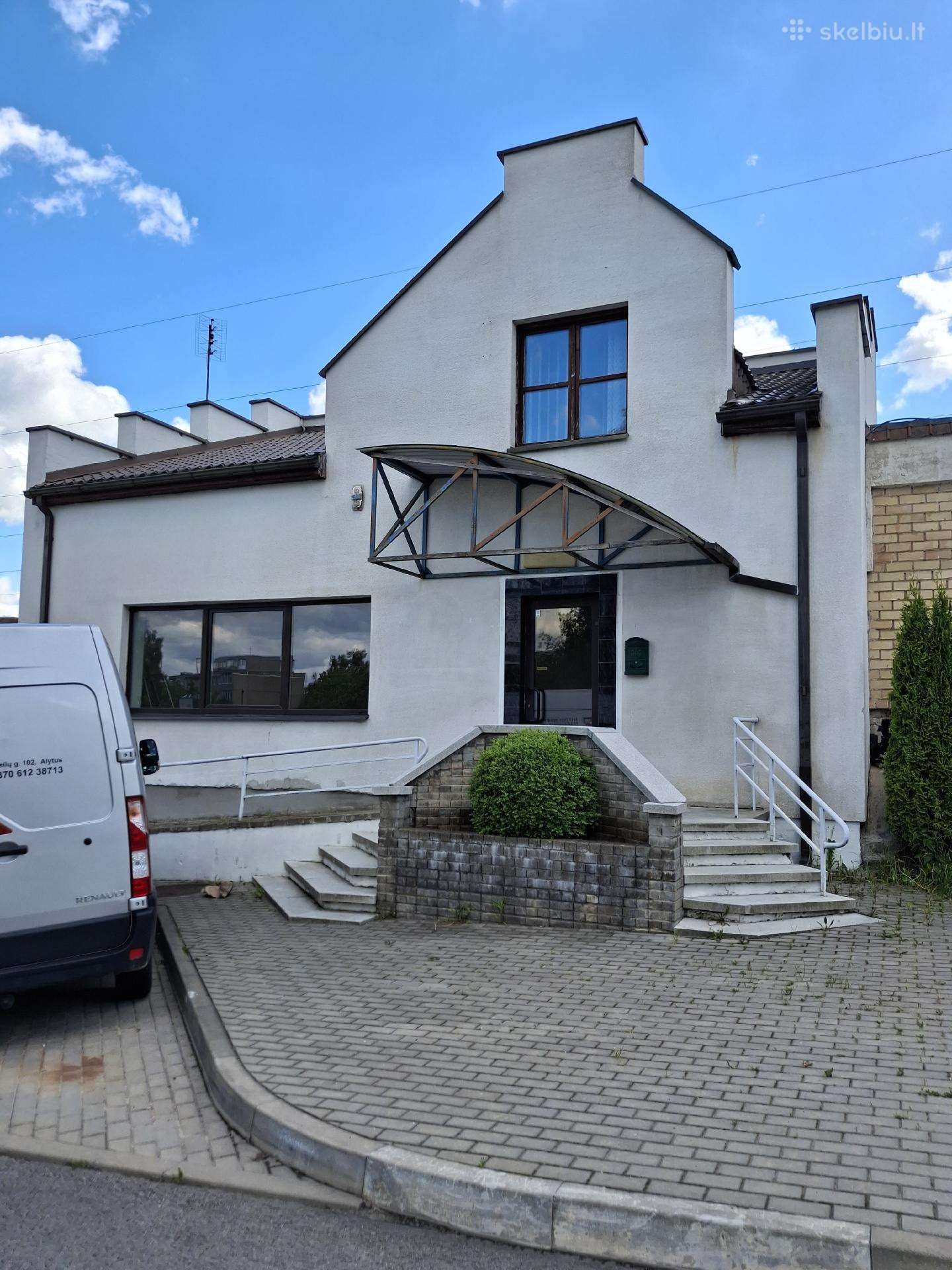 Parduodamos/išnuomojamos 144 m2 patalpos Alytuje